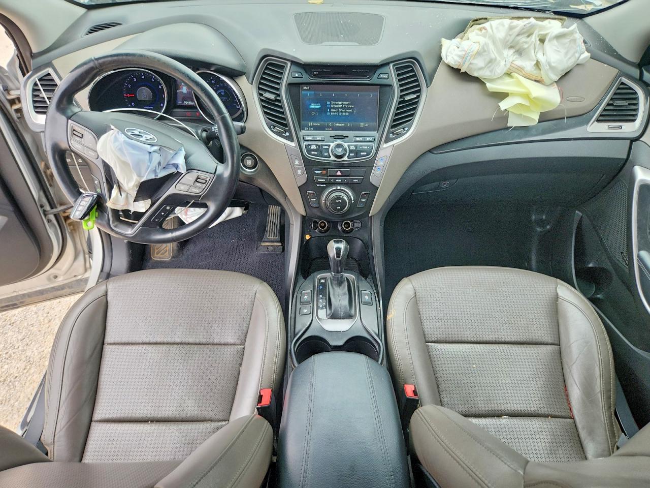 2014 Hyundai Santa Fe Sport 2.4l Silver vin: 5XYZU3LB7EG220344