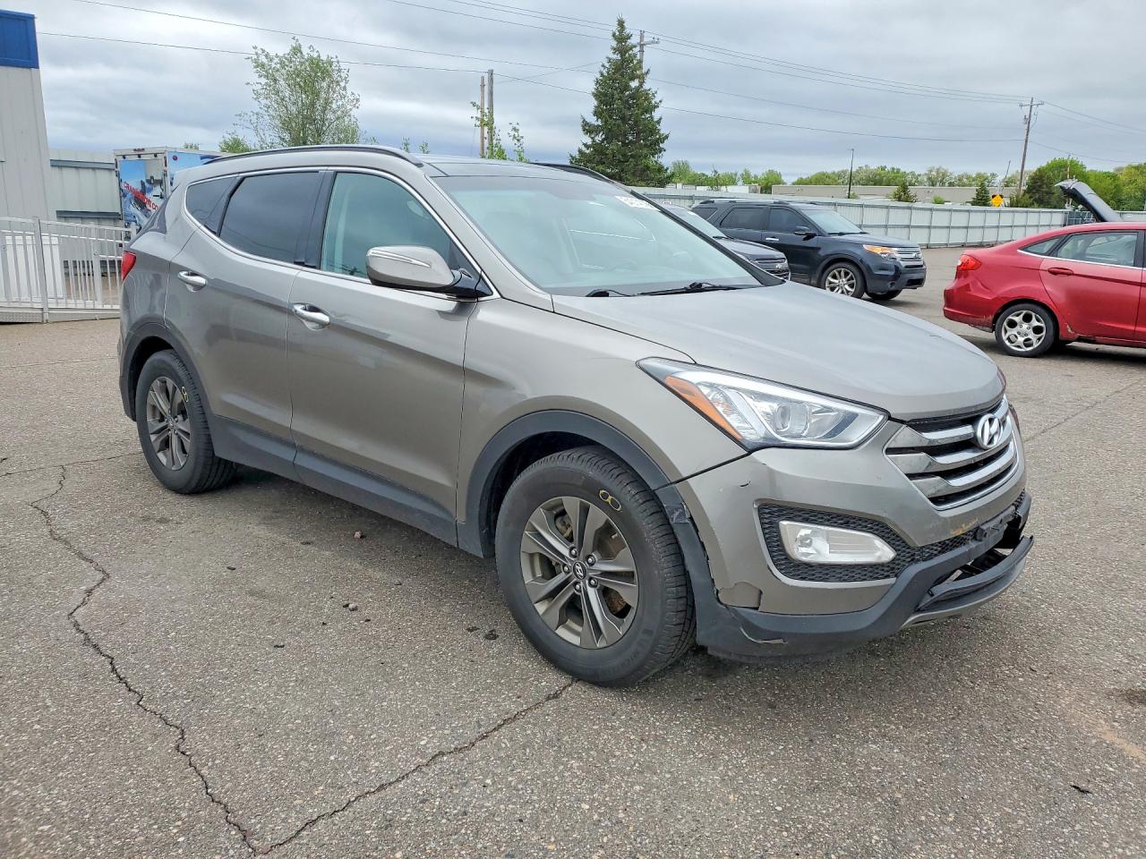 2014 Hyundai Santa Fe Sport 2.4l Серебряный vin: 5XYZU3LB7EG229352