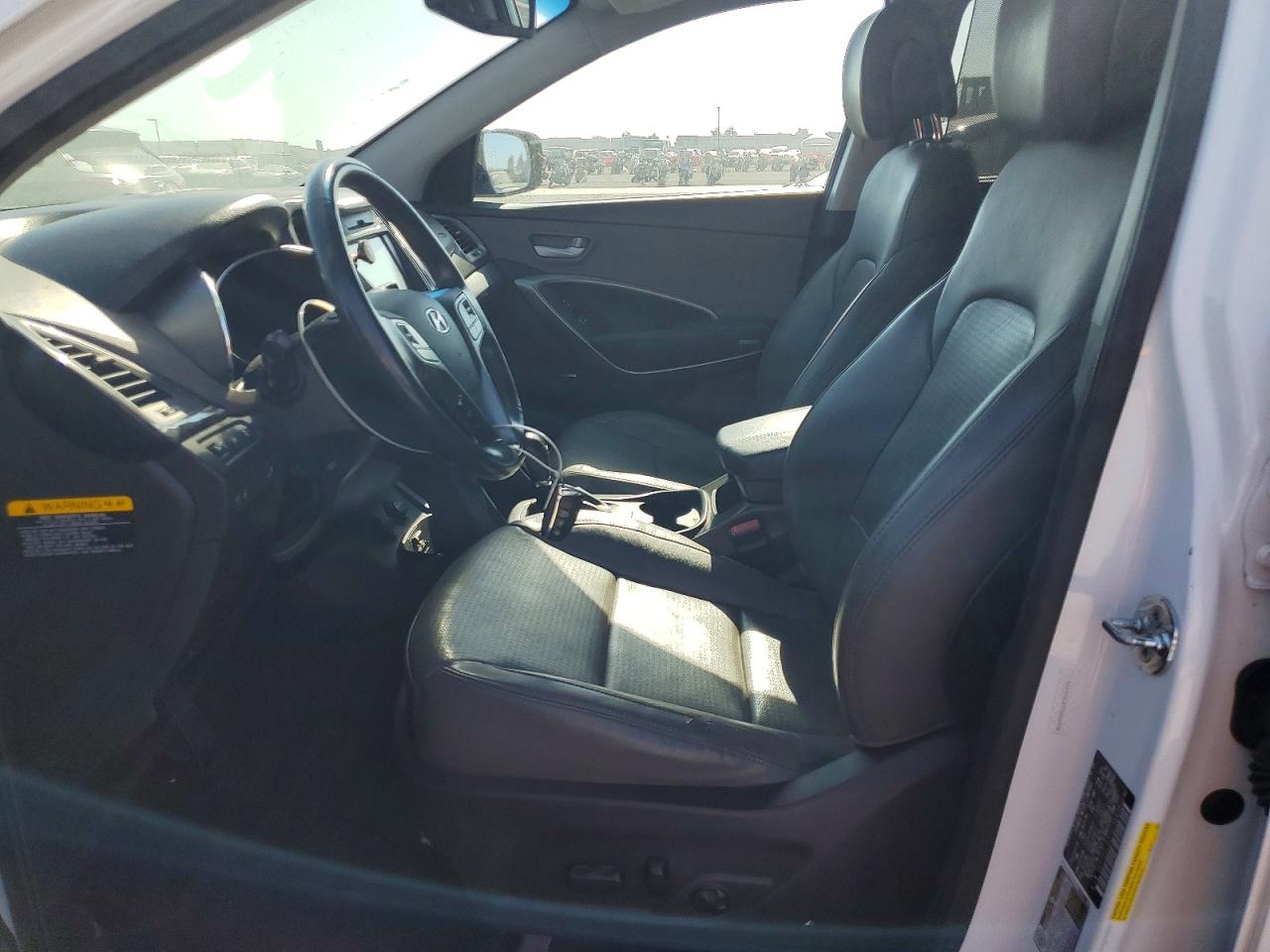 2015 Hyundai Santa Fe Sport 2.4l Белый vin: 5XYZU3LB7FG256438