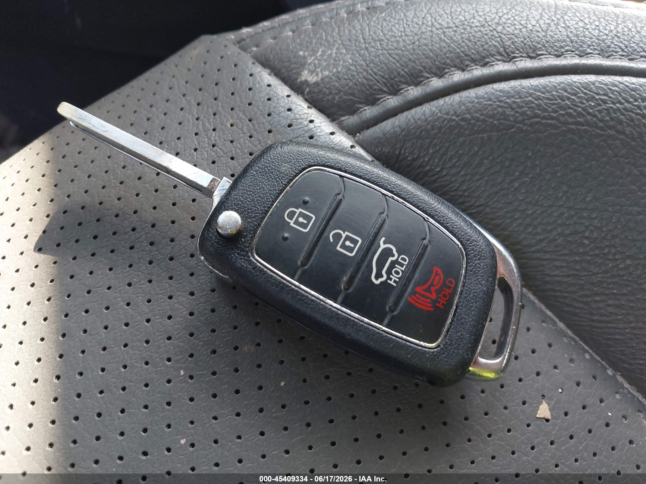 2015 Hyundai Santa Fe Sport 2.4l Gray vin: 5XYZU3LB7FG288063