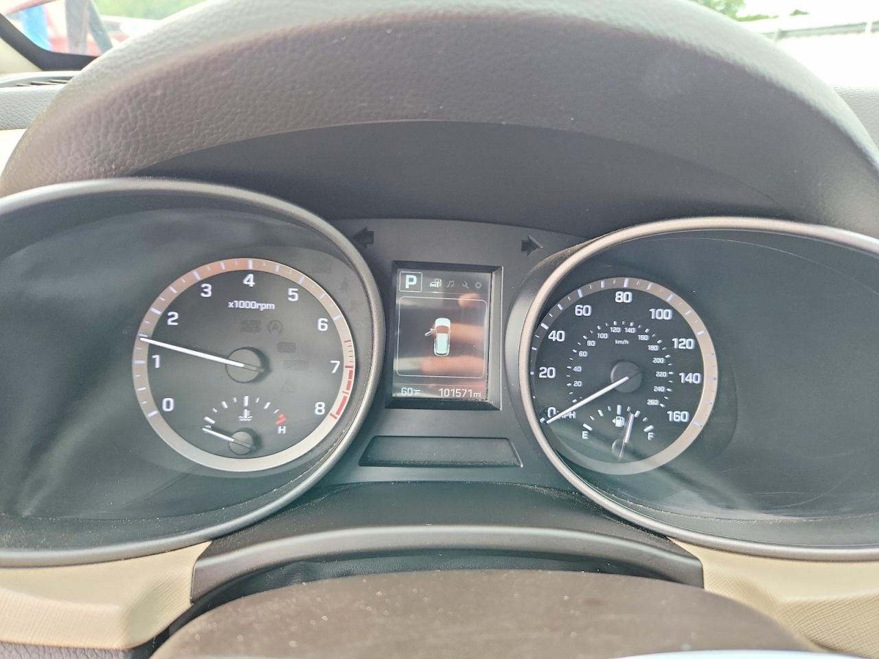 2017 Hyundai Santa Fe Sport 2.4l Red vin: 5XYZU3LB7HG435906