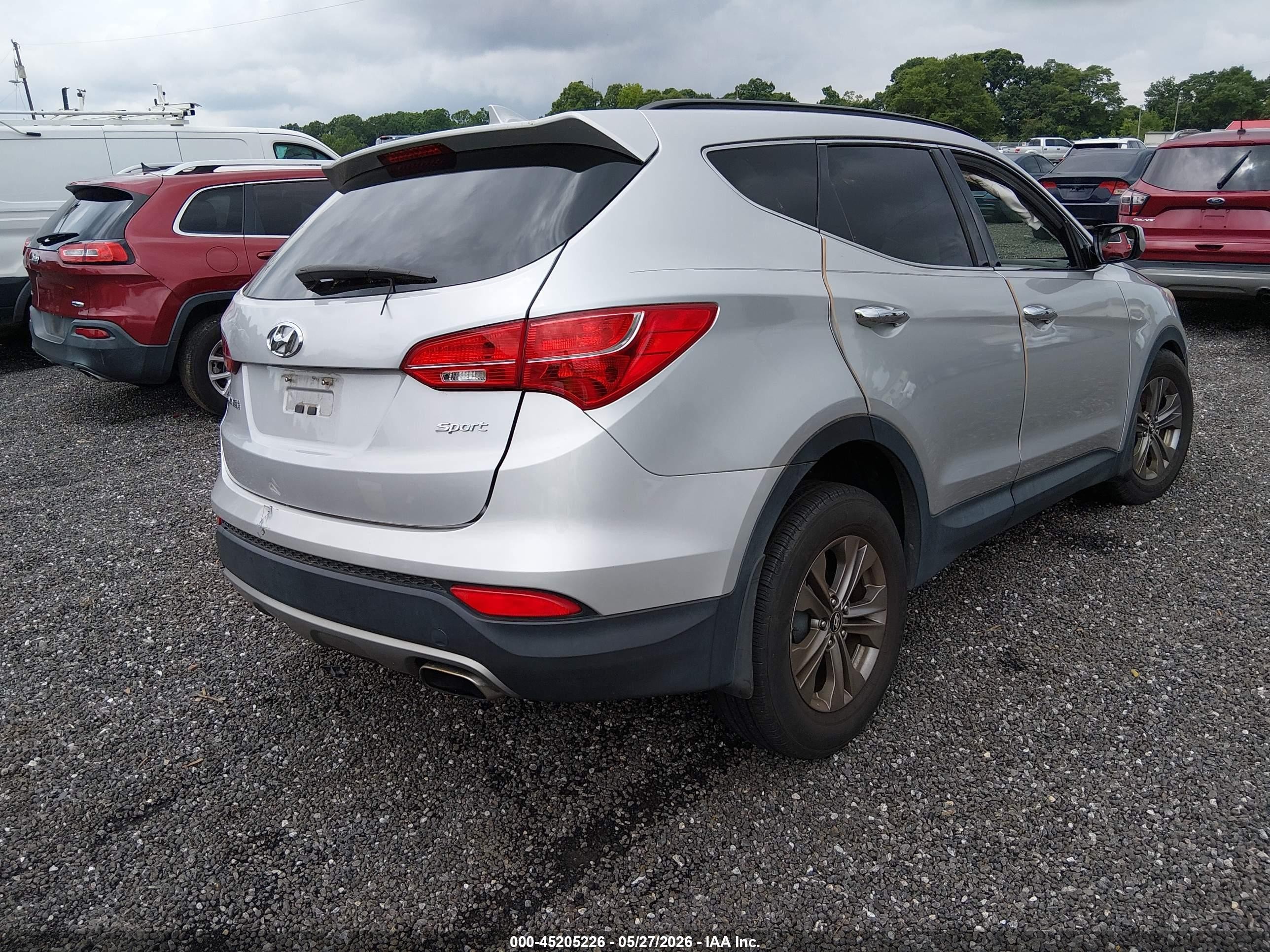 2013 Hyundai Santa Fe Sport Silver vin: 5XYZU3LB8DG044810