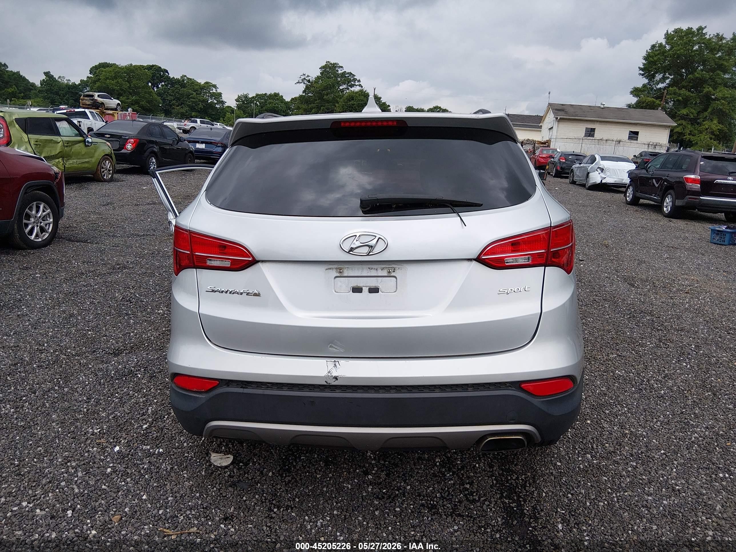 2013 Hyundai Santa Fe Sport Silver vin: 5XYZU3LB8DG044810