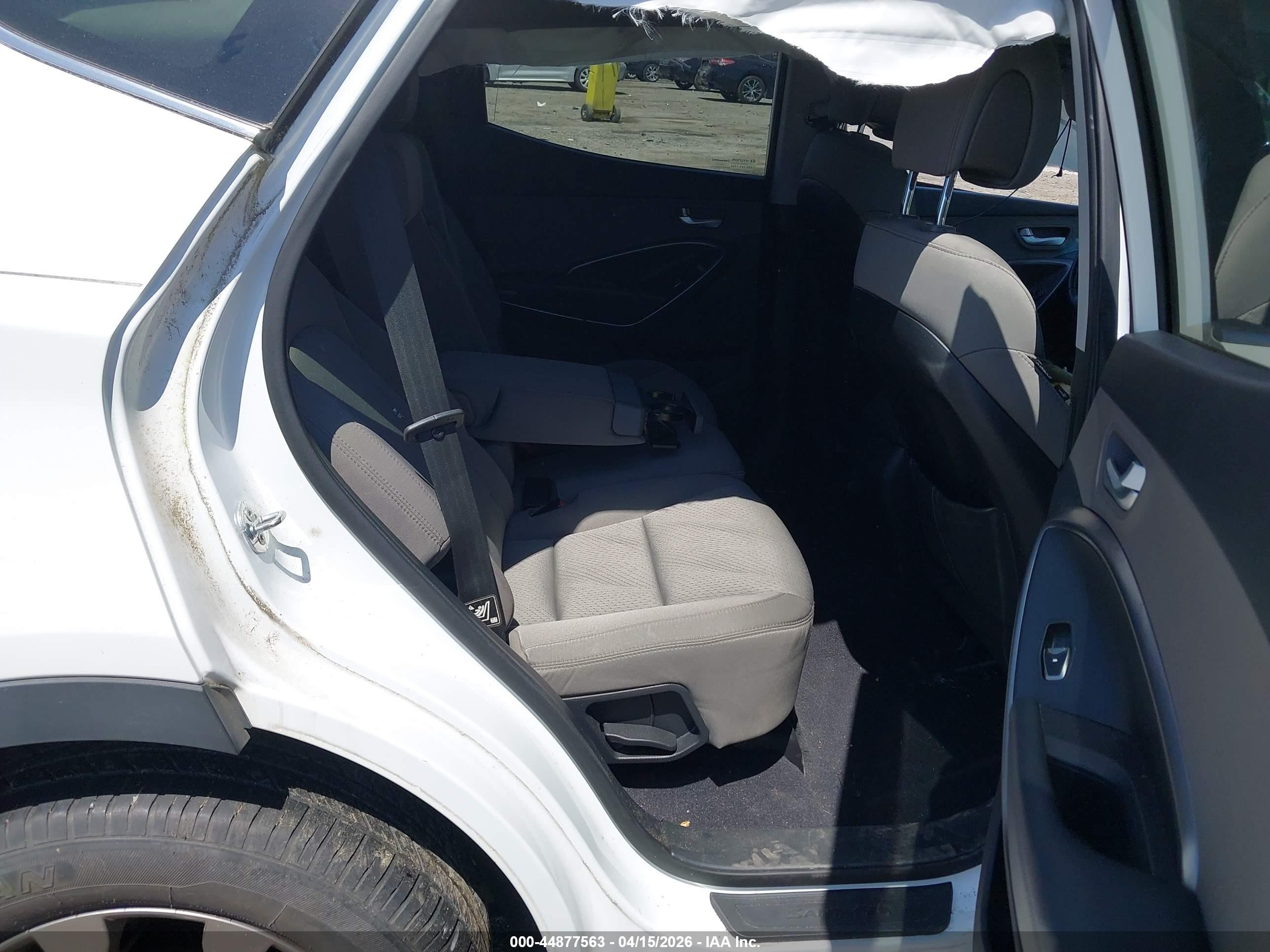 2013 Hyundai Santa Fe Sport White vin: 5XYZU3LB8DG123958