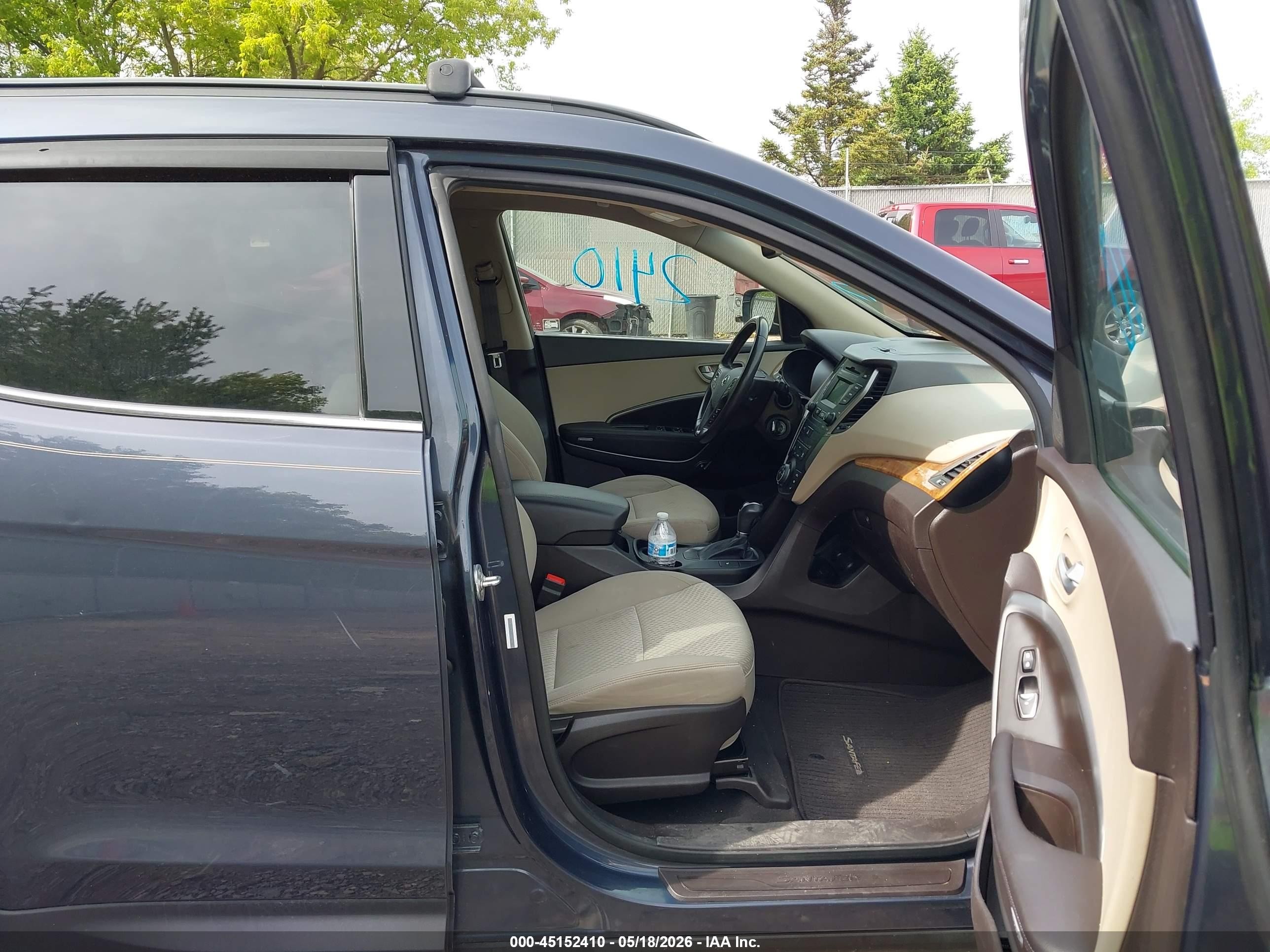 2014 Hyundai Santa Fe Sport 2.4l Blue vin: 5XYZU3LB8EG156086
