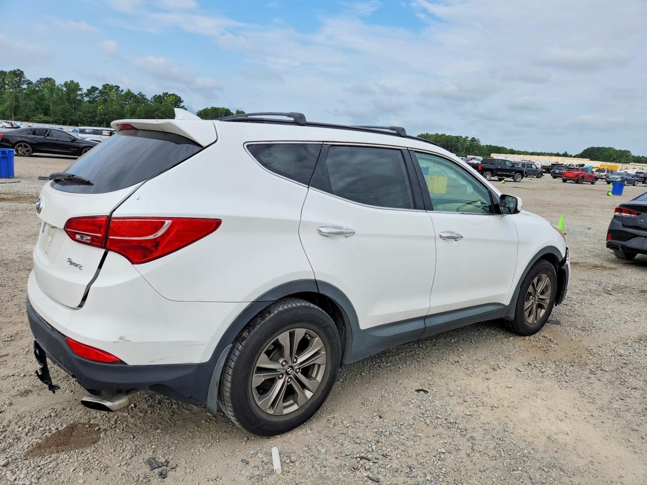 2014 Hyundai Santa Fe Sport 2.4l White vin: 5XYZU3LB8EG165550