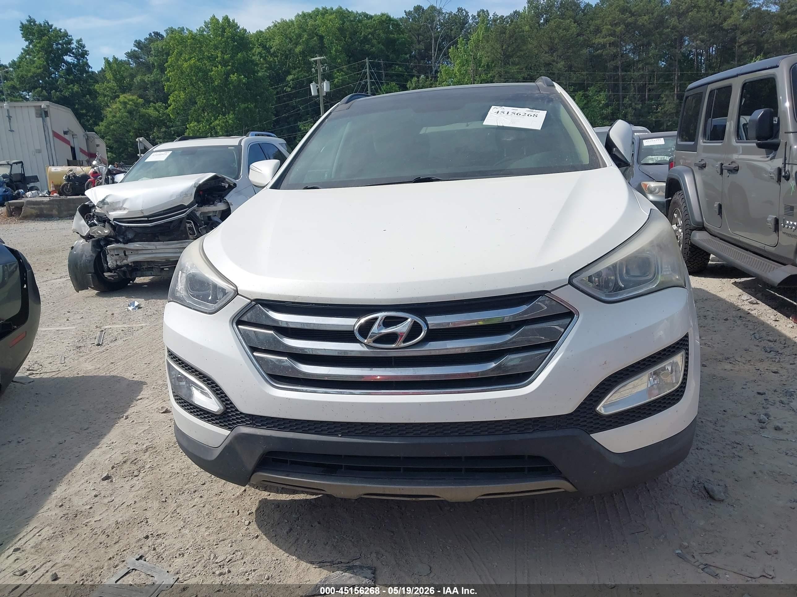 2014 Hyundai Santa Fe Sport 2.4l White vin: 5XYZU3LB8EG187659