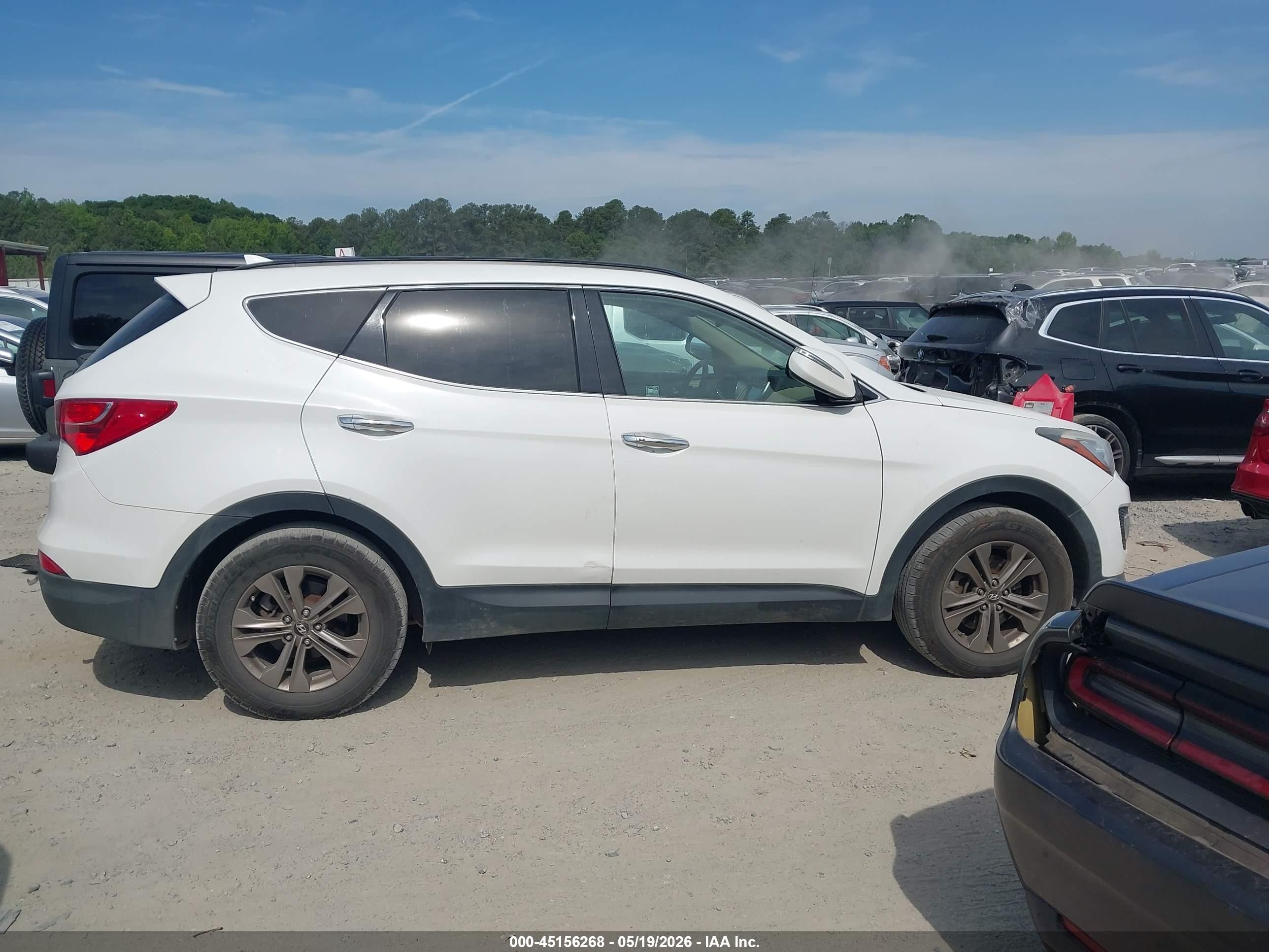 2014 Hyundai Santa Fe Sport 2.4l White vin: 5XYZU3LB8EG187659