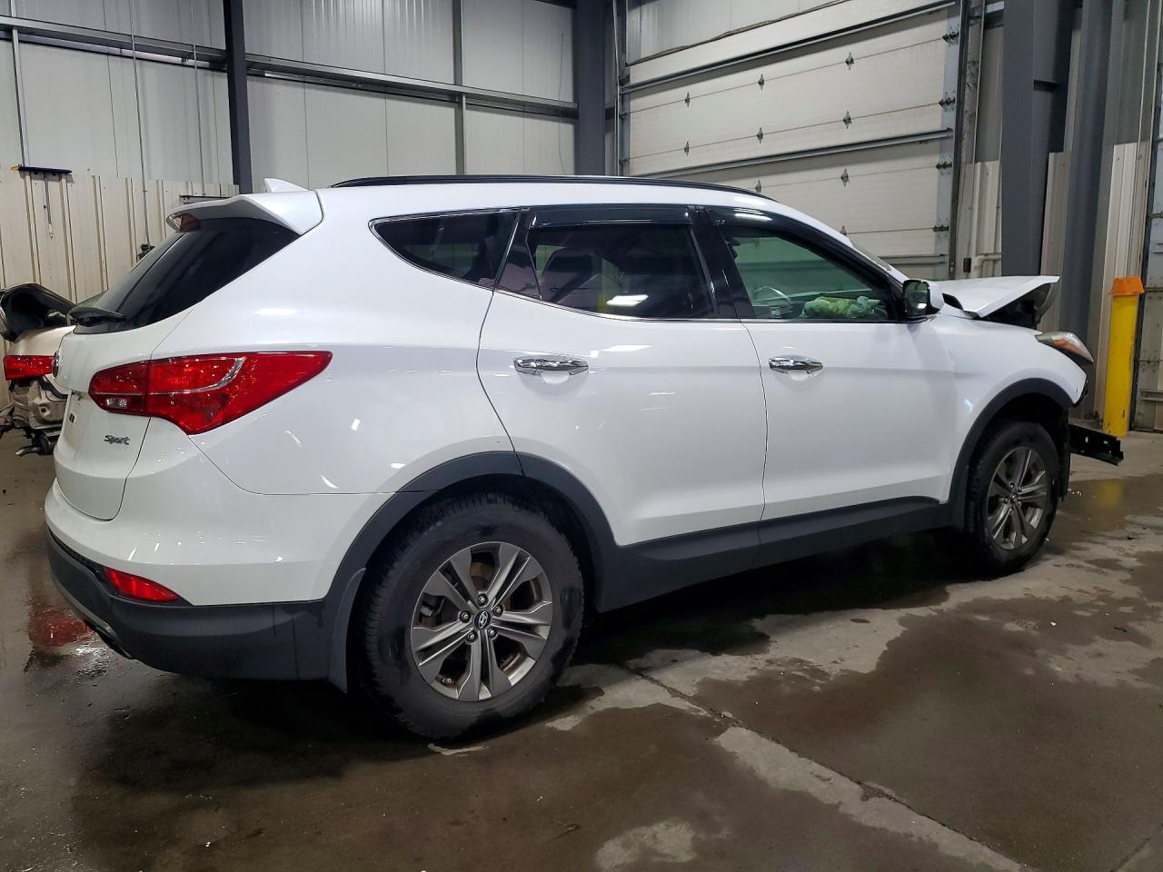 2014 Hyundai Santa Fe Sport 2.4l White vin: 5XYZU3LB8EG209241