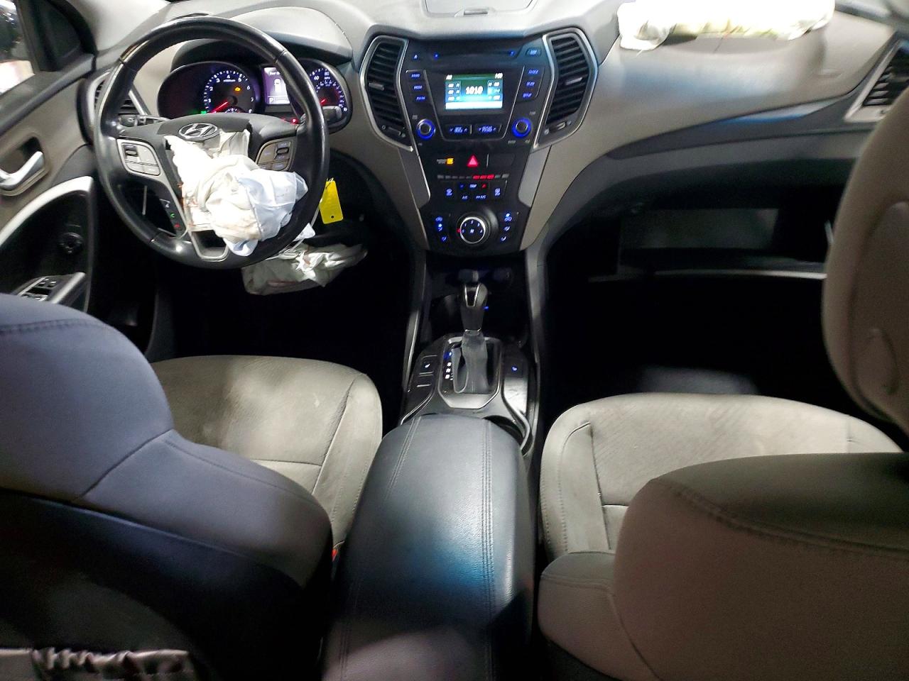 2014 Hyundai Santa Fe Sport 2.4l White vin: 5XYZU3LB8EG209241