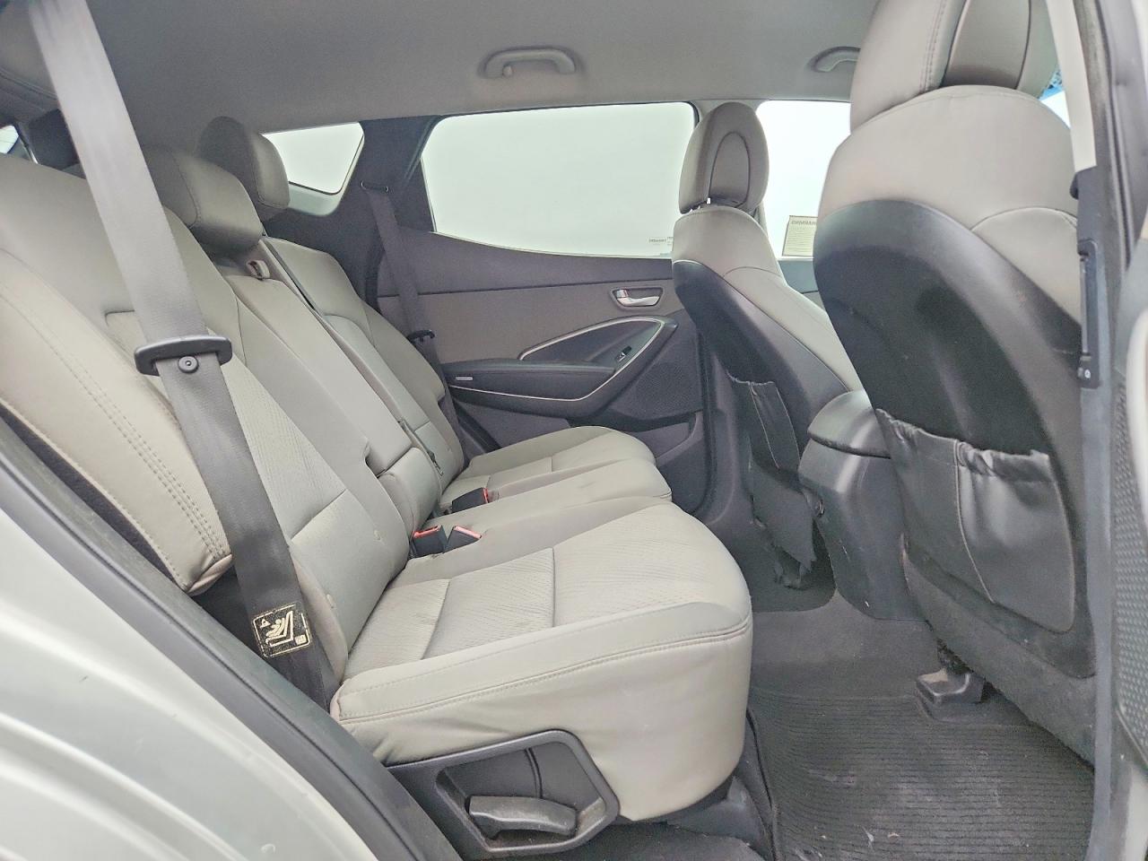 2014 Hyundai Santa Fe Sport 2.4l Серебряный vin: 5XYZU3LB8EG216576