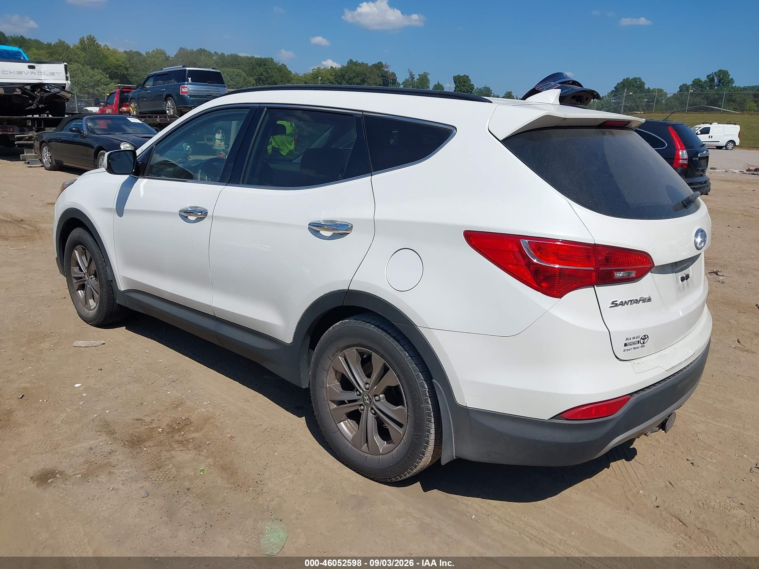 2015 Hyundai Santa Fe Sport 2.4l White vin: 5XYZU3LB8FG238966