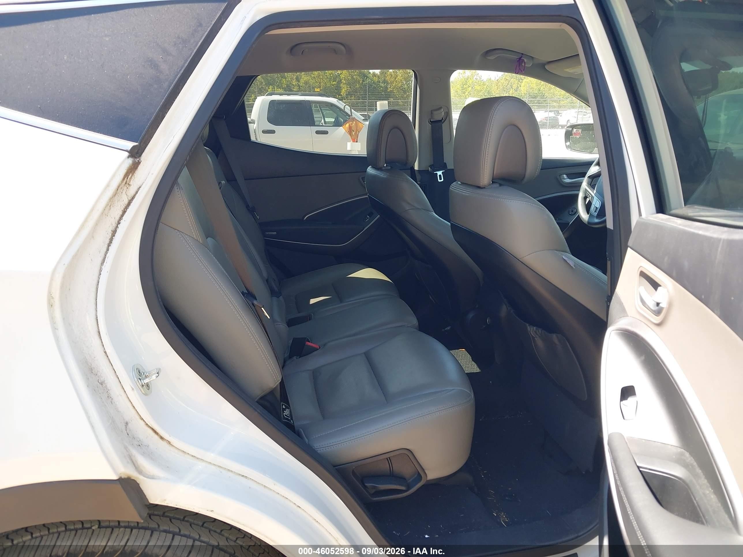 2015 Hyundai Santa Fe Sport 2.4l White vin: 5XYZU3LB8FG238966