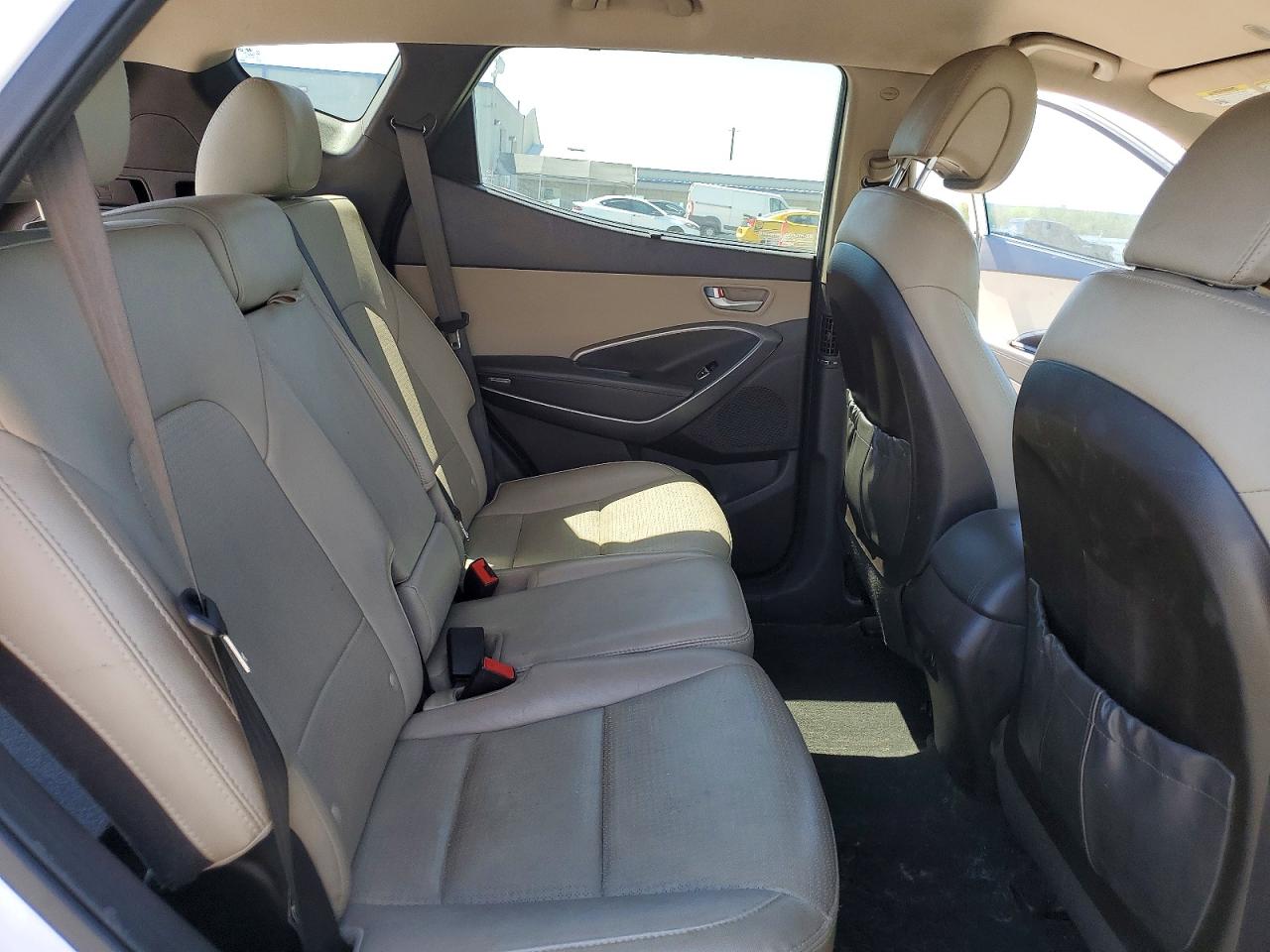 2015 Hyundai Santa Fe Sport 2.4l Серебряный vin: 5XYZU3LB8FG239020