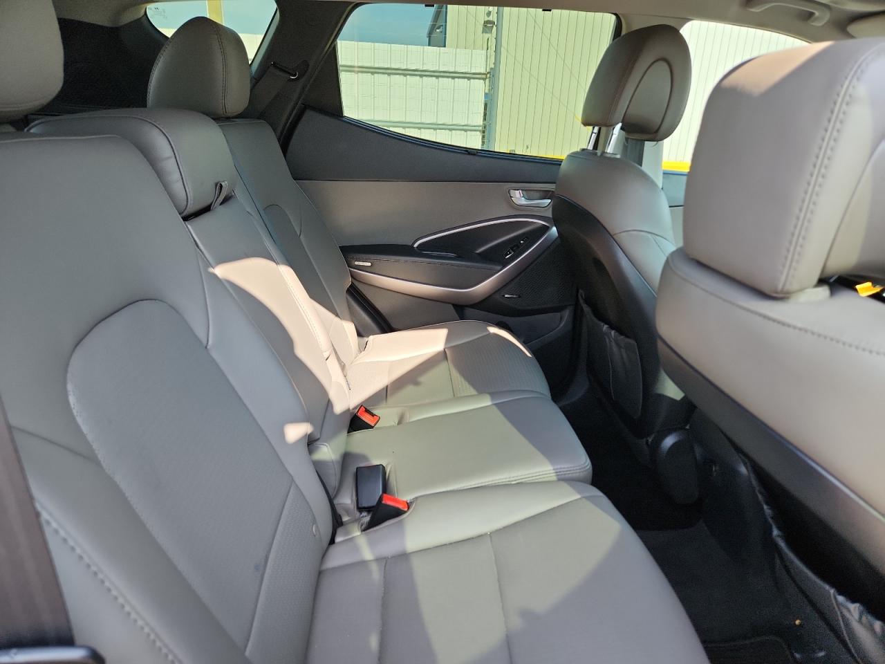 2015 Hyundai Santa Fe Sport 2.4l Gray vin: 5XYZU3LB8FG295037