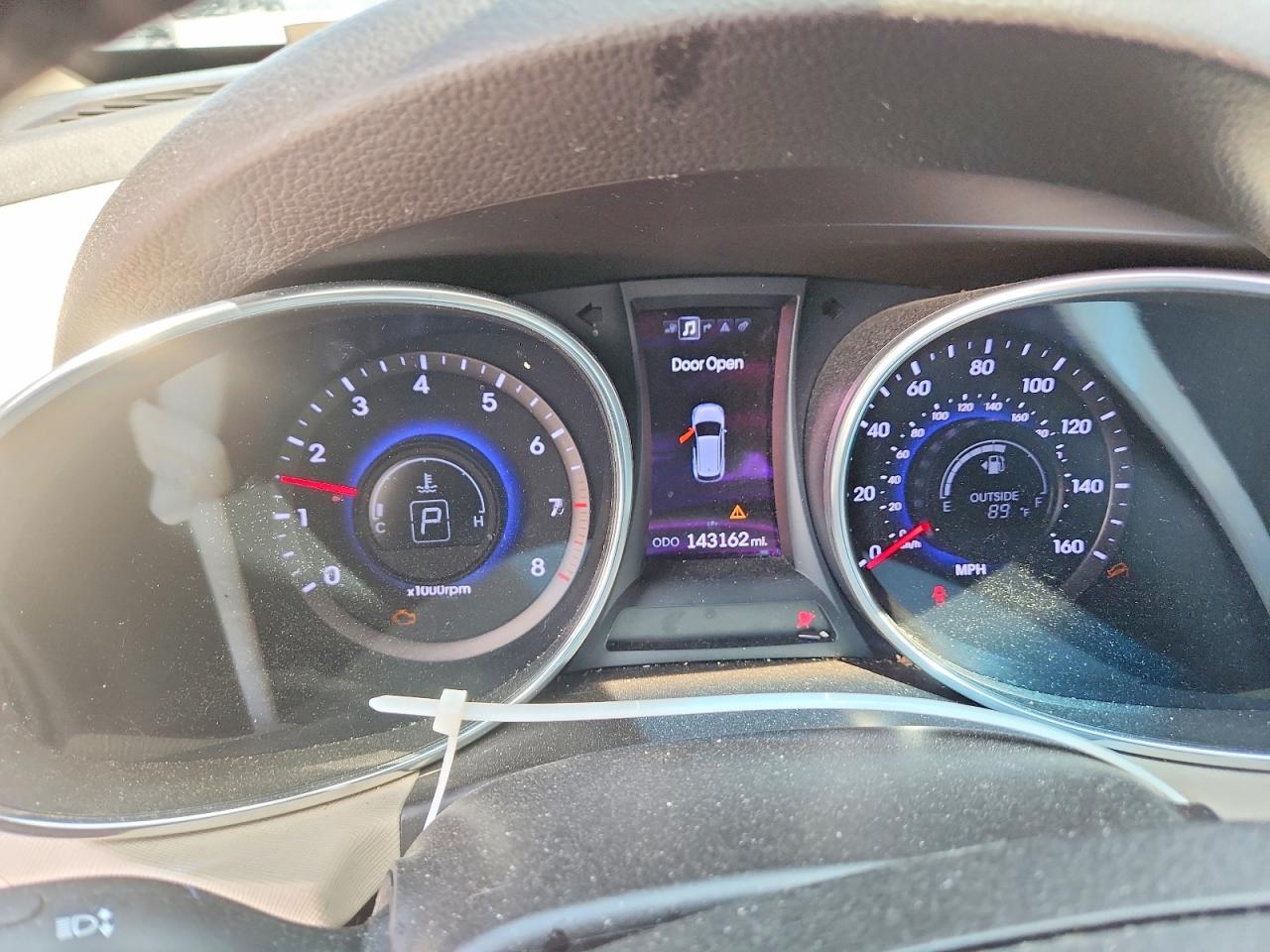 2013 Hyundai Santa Fe Sport 2.4l Red vin: 5XYZU3LB9DG056996