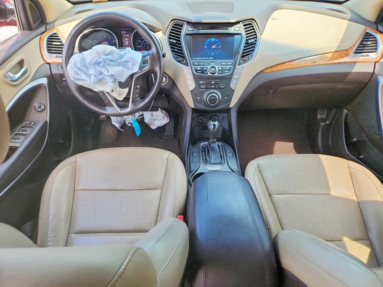 2013 Hyundai Santa Fe Sport 2.4l Red vin: 5XYZU3LB9DG056996