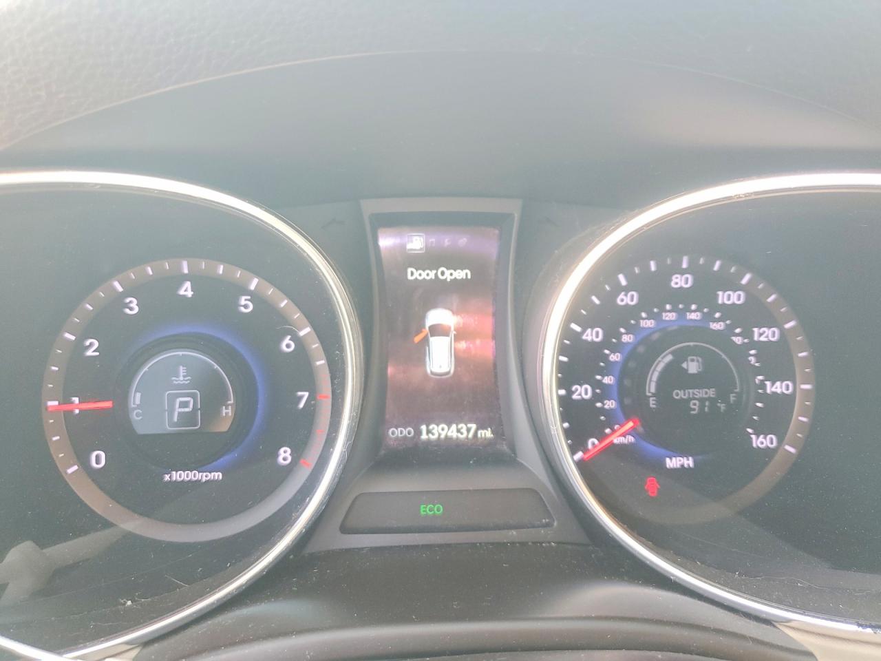 2013 Hyundai Santa Fe Sport 2.4l Red vin: 5XYZU3LB9DG072888