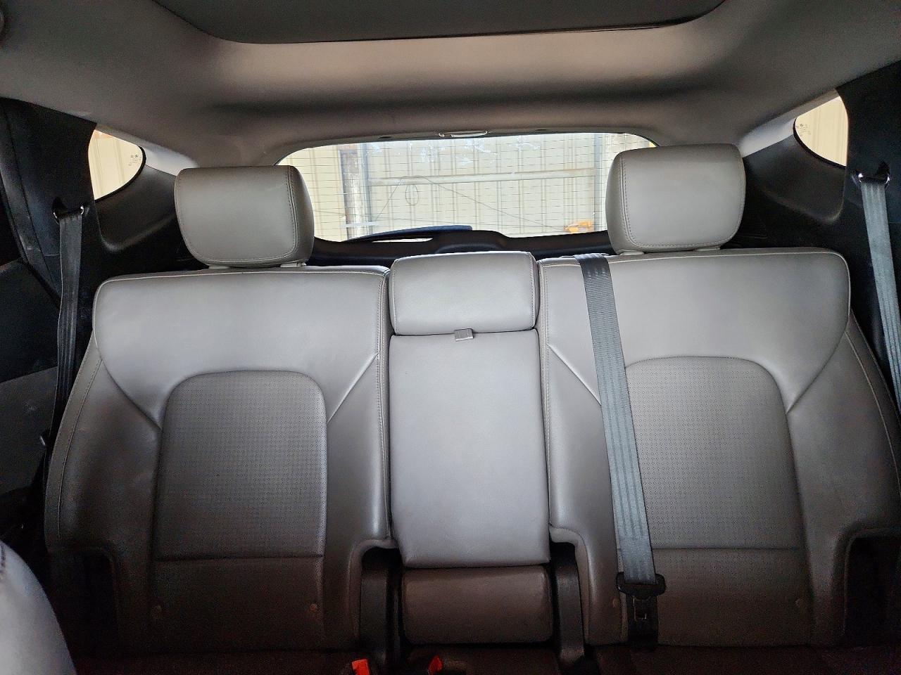 2014 Hyundai Santa Fe Sport 2.4l Серебряный vin: 5XYZU3LB9EG214187