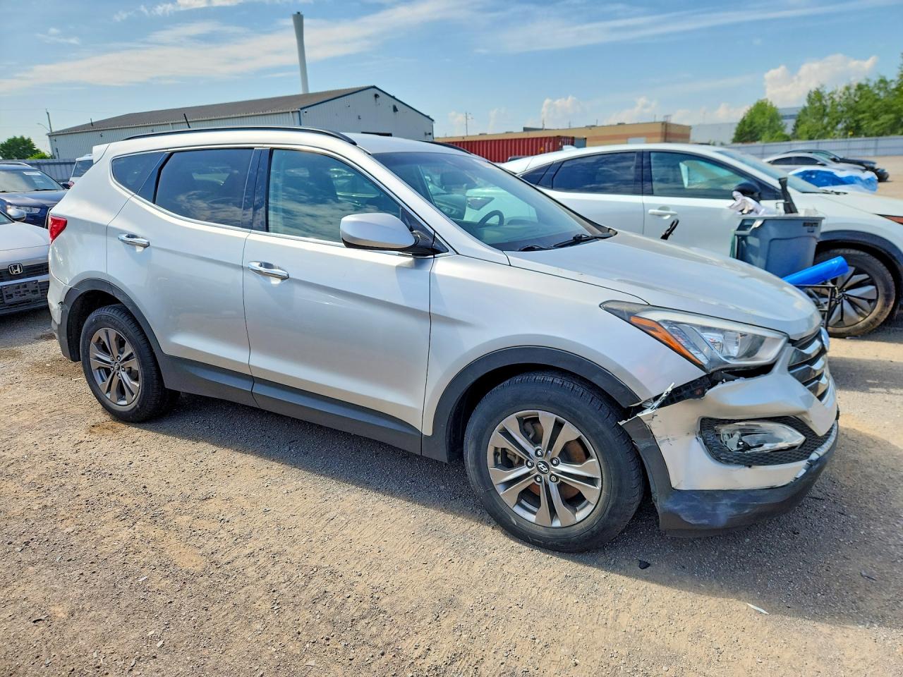 2014 Hyundai Santa Fe Silver vin: 5XYZU3LB9EG221060