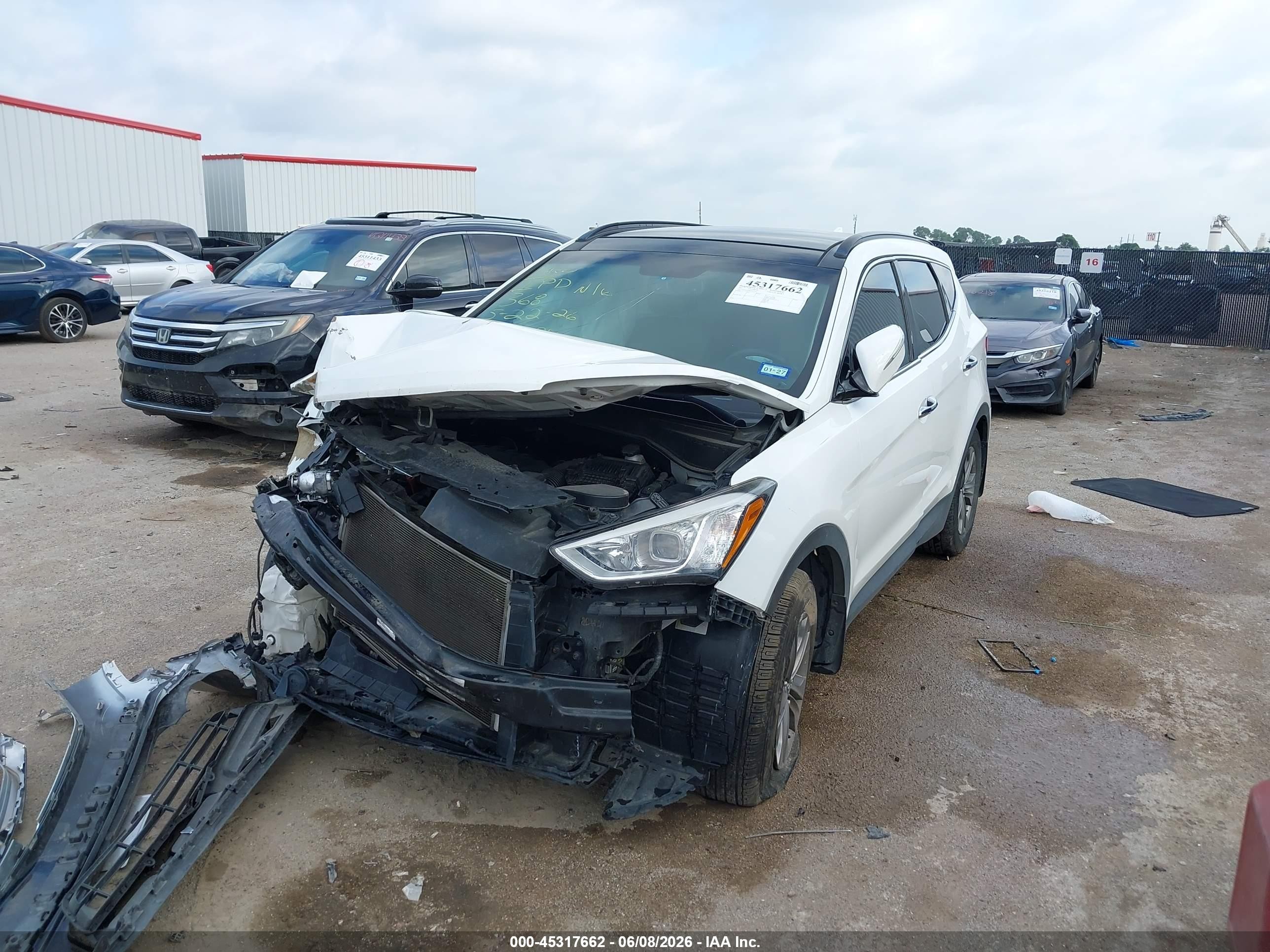2015 Hyundai Santa Fe Sport 2.4l Белый vin: 5XYZU3LB9FG237664