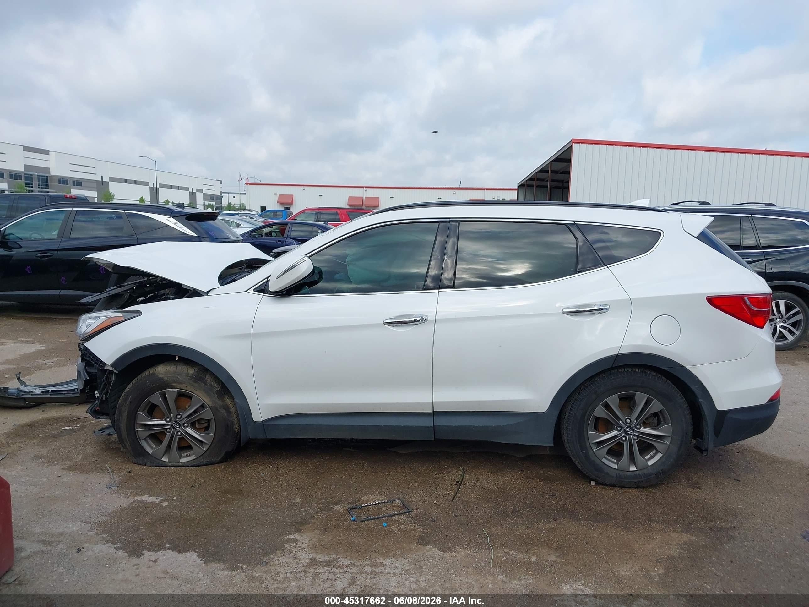2015 Hyundai Santa Fe Sport 2.4l Белый vin: 5XYZU3LB9FG237664