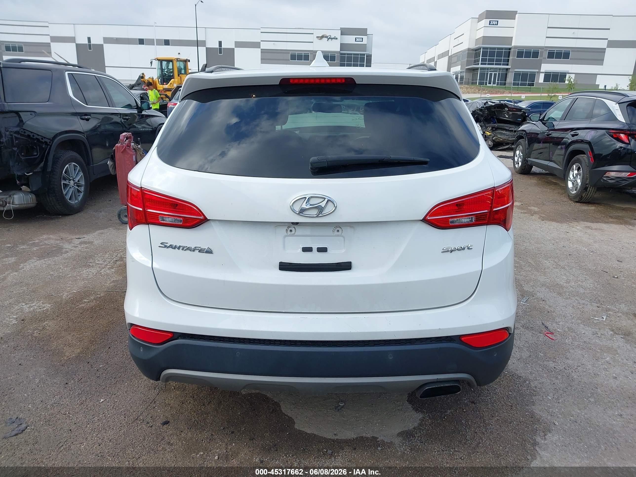 2015 Hyundai Santa Fe Sport 2.4l Белый vin: 5XYZU3LB9FG237664