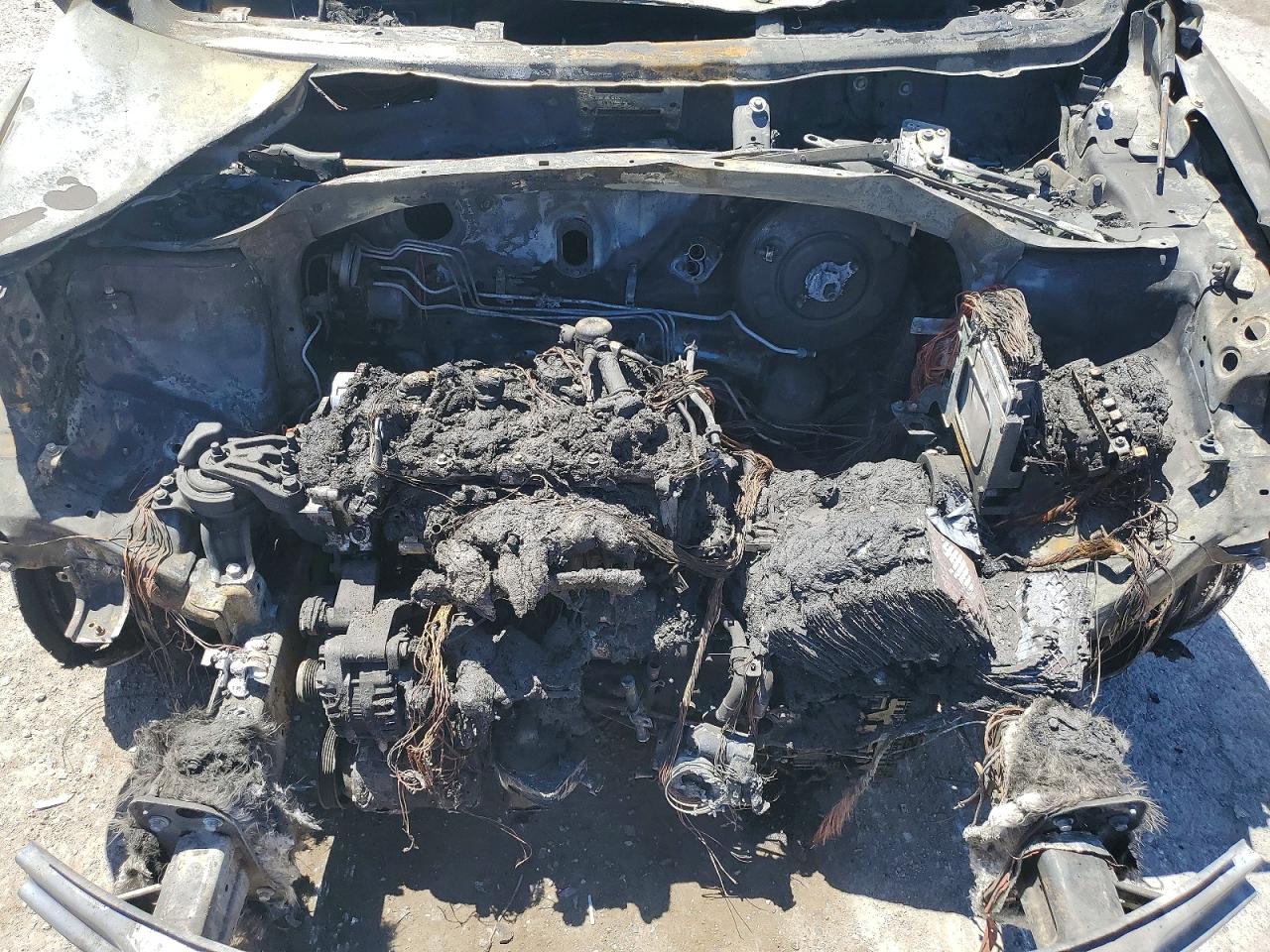2015 Hyundai Santa Fe Sport 2.4l Burn vin: 5XYZU3LB9FG250351