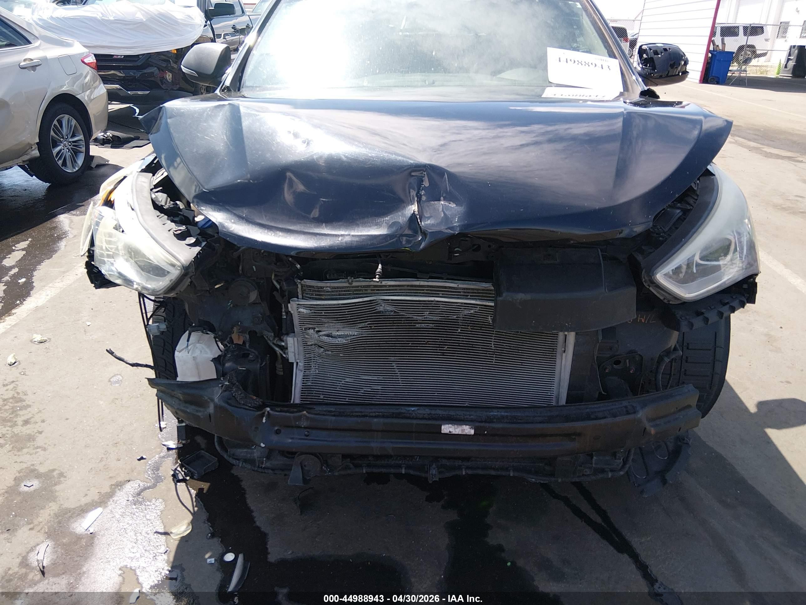 2016 Hyundai Santa Fe Sport 2.4l Черный vin: 5XYZU3LB9GG327804