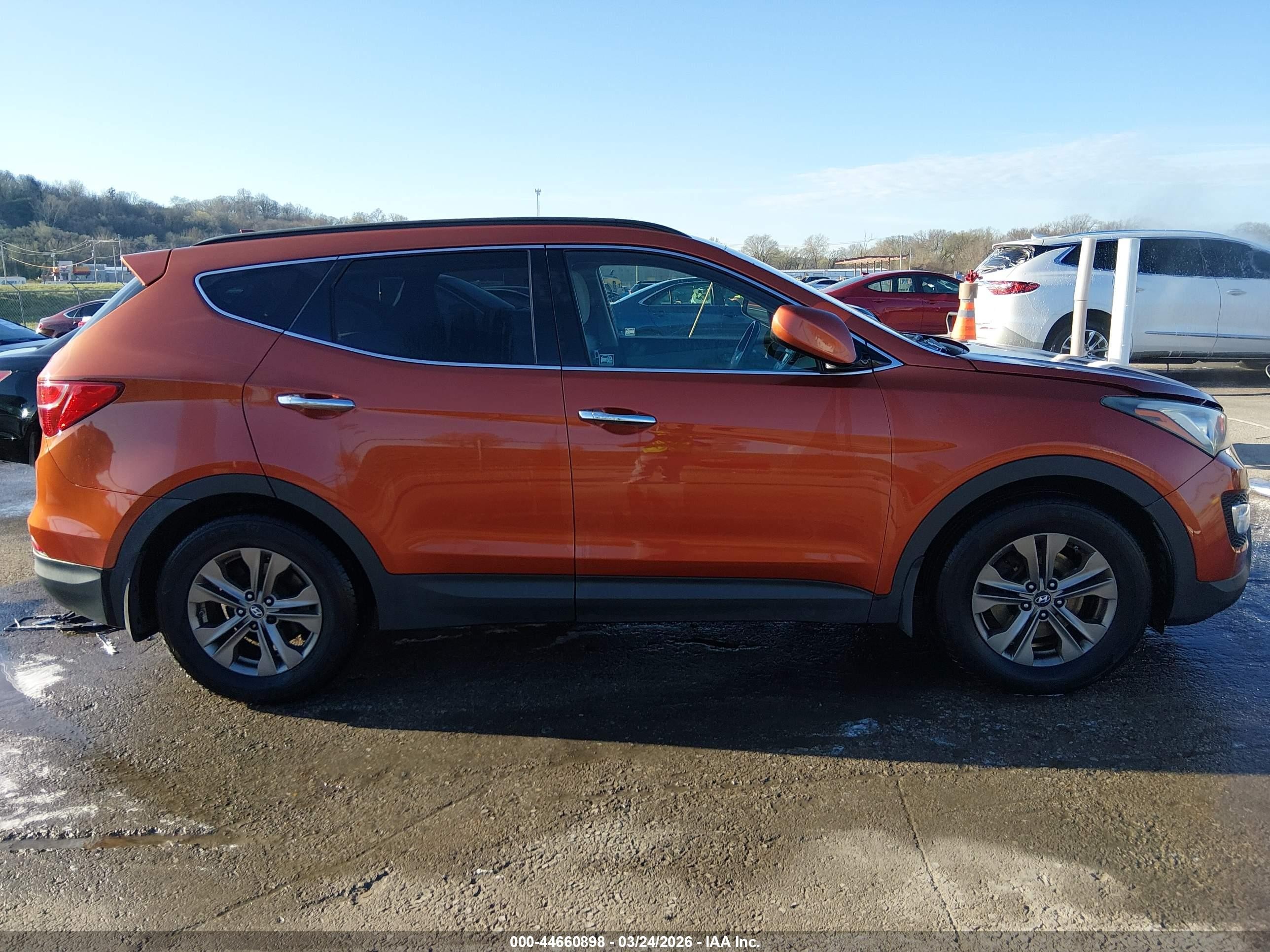 2013 Hyundai Santa Fe Sport Orange vin: 5XYZU3LBXDG032853