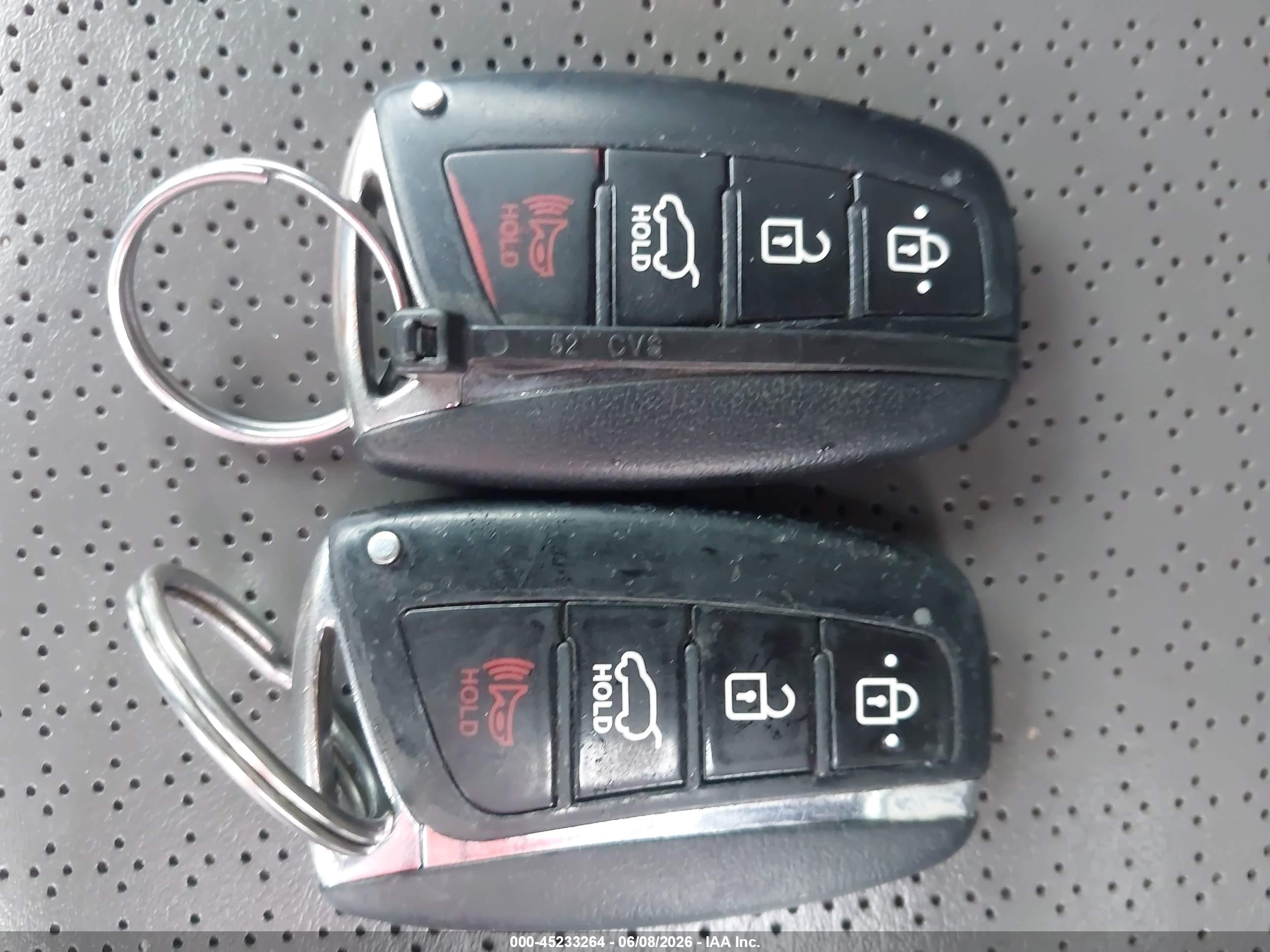 2014 Hyundai Santa Fe Sport 2.4l Silver vin: 5XYZU3LBXEG226364