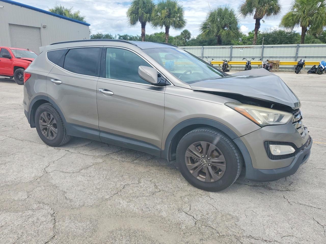 2014 Hyundai Santa Fe Sport 2.4l Silver vin: 5XYZU3LBXEG232102