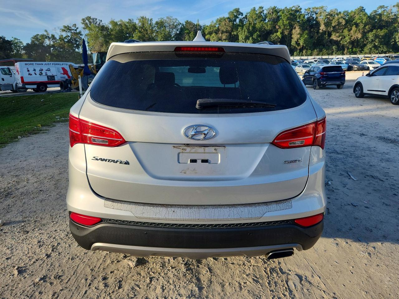 2015 Hyundai Santa Fe Sport 2.4l Silver vin: 5XYZU3LBXFG293967
