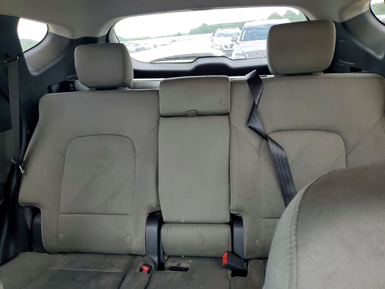 2015 Hyundai Santa Fe Sport 2.4l White vin: 5XYZU3LBXFG305101