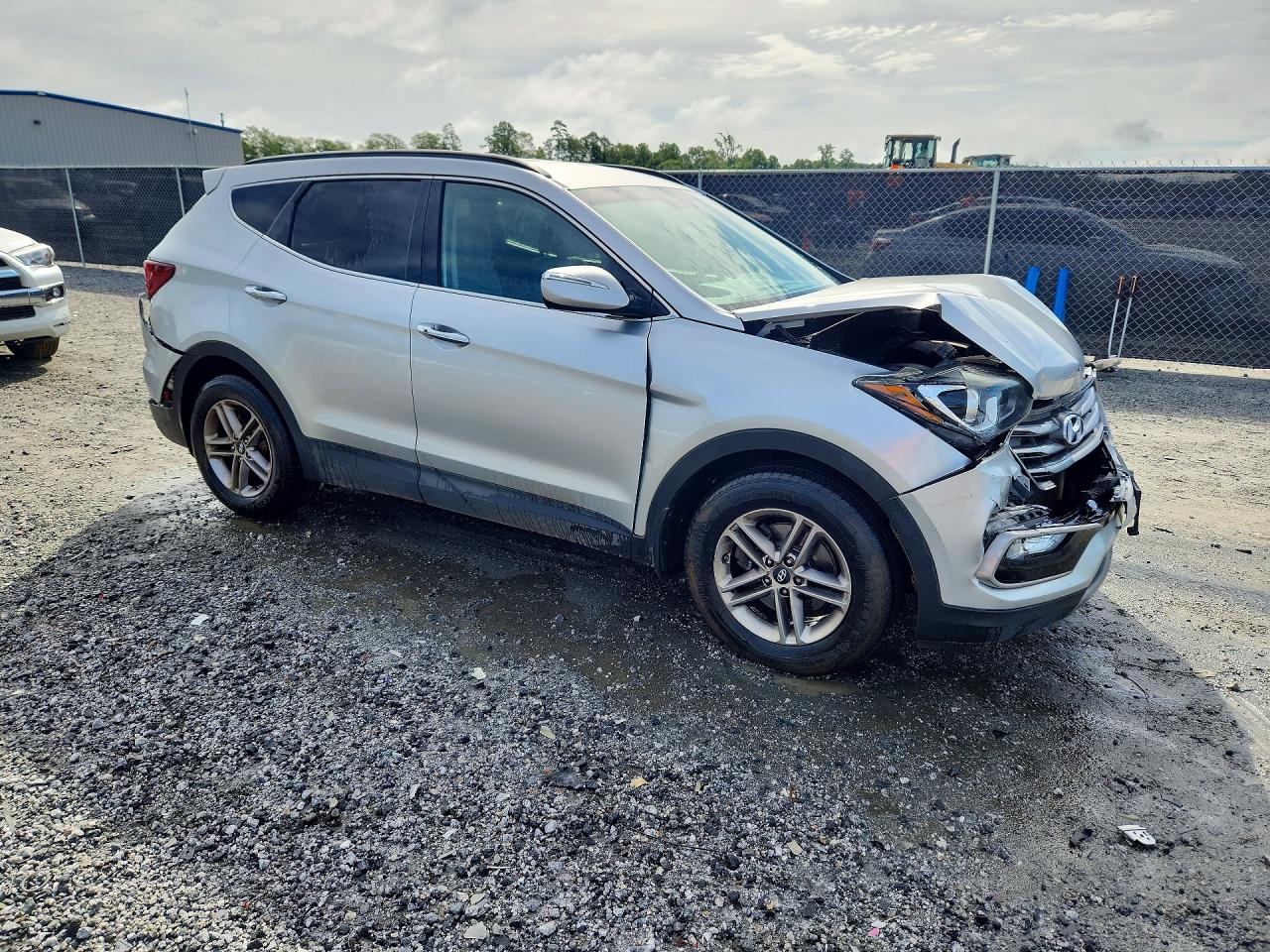 2018 Hyundai Santa Fe Sport 2.4l Silver vin: 5XYZU3LBXJG504965