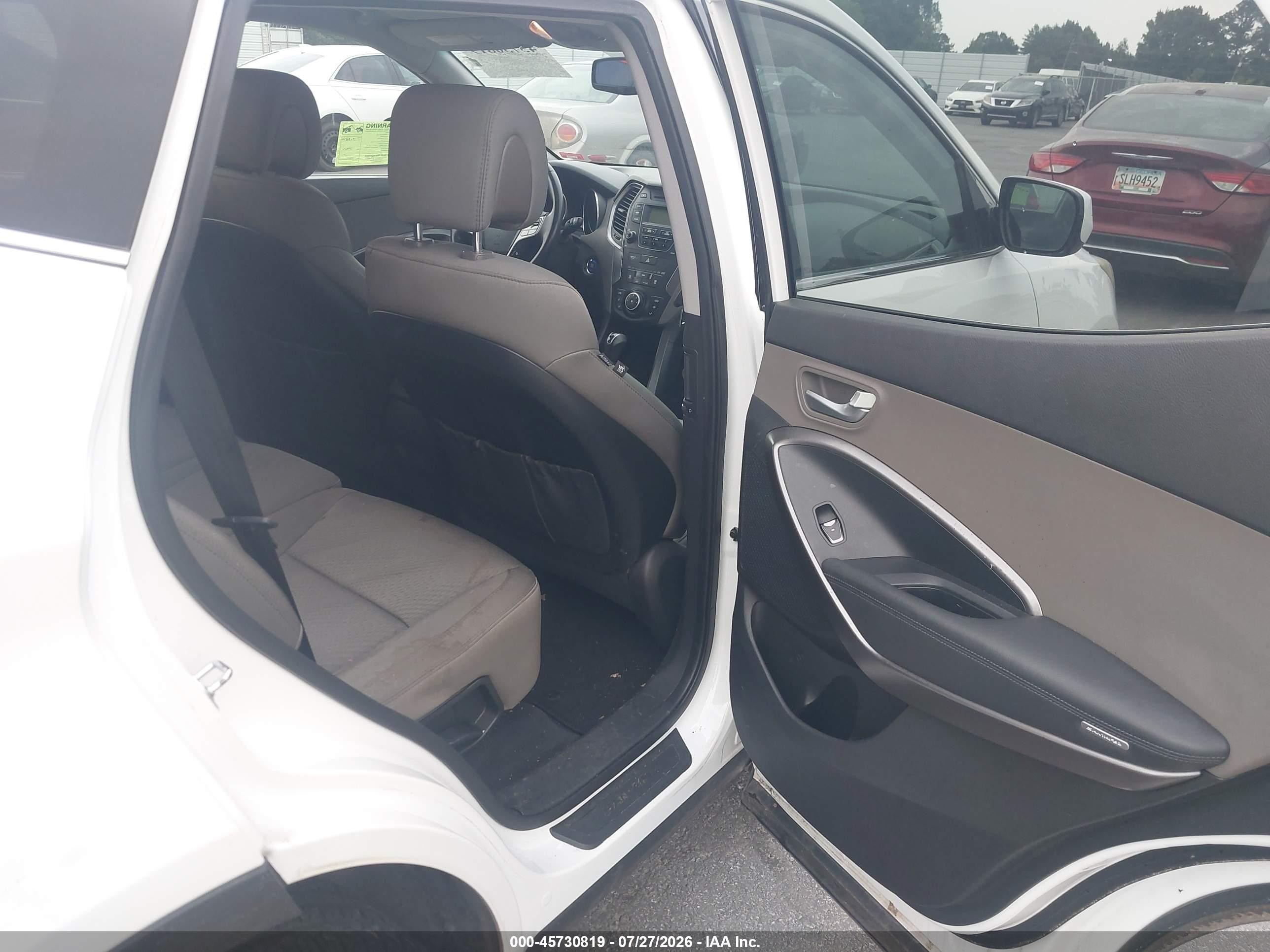 2013 Hyundai Santa Fe Sport 2.0t White vin: 5XYZUDLA0DG055877