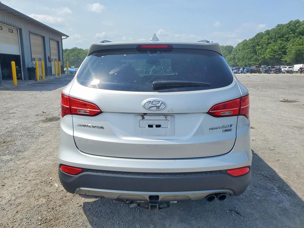 2013 Hyundai Santa Fe Sport 2.0t Silver vin: 5XYZUDLA0DG065910