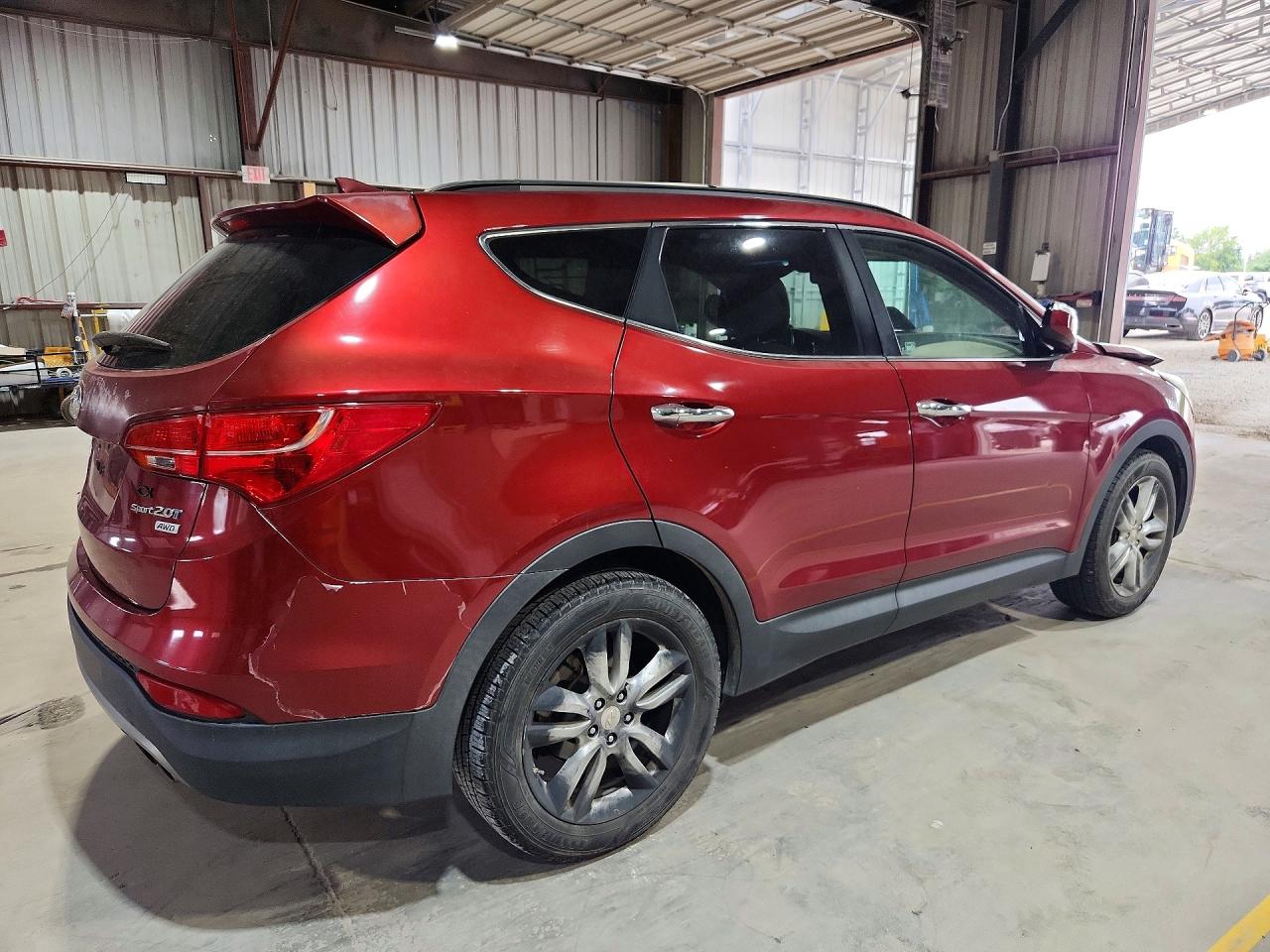 2013 Hyundai Santa Fe Sport 2.0t Red vin: 5XYZUDLA0DG119352