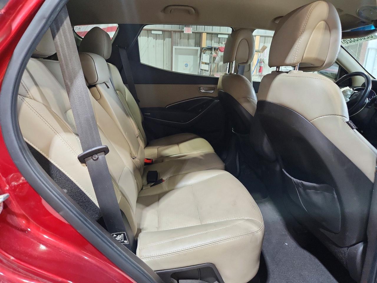 2013 Hyundai Santa Fe Sport 2.0t Red vin: 5XYZUDLA0DG119352