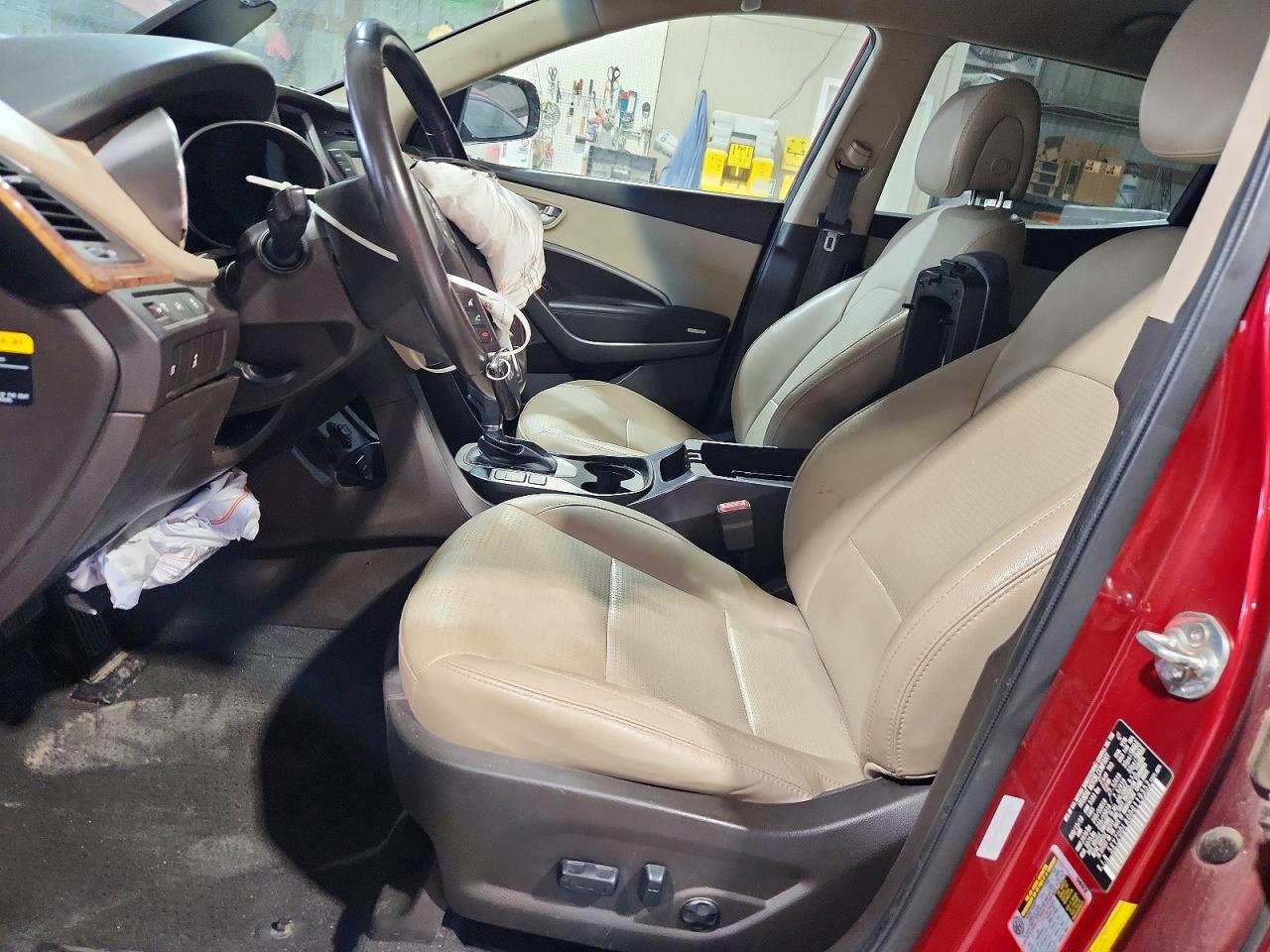 2013 Hyundai Santa Fe Sport 2.0t Red vin: 5XYZUDLA0DG119352