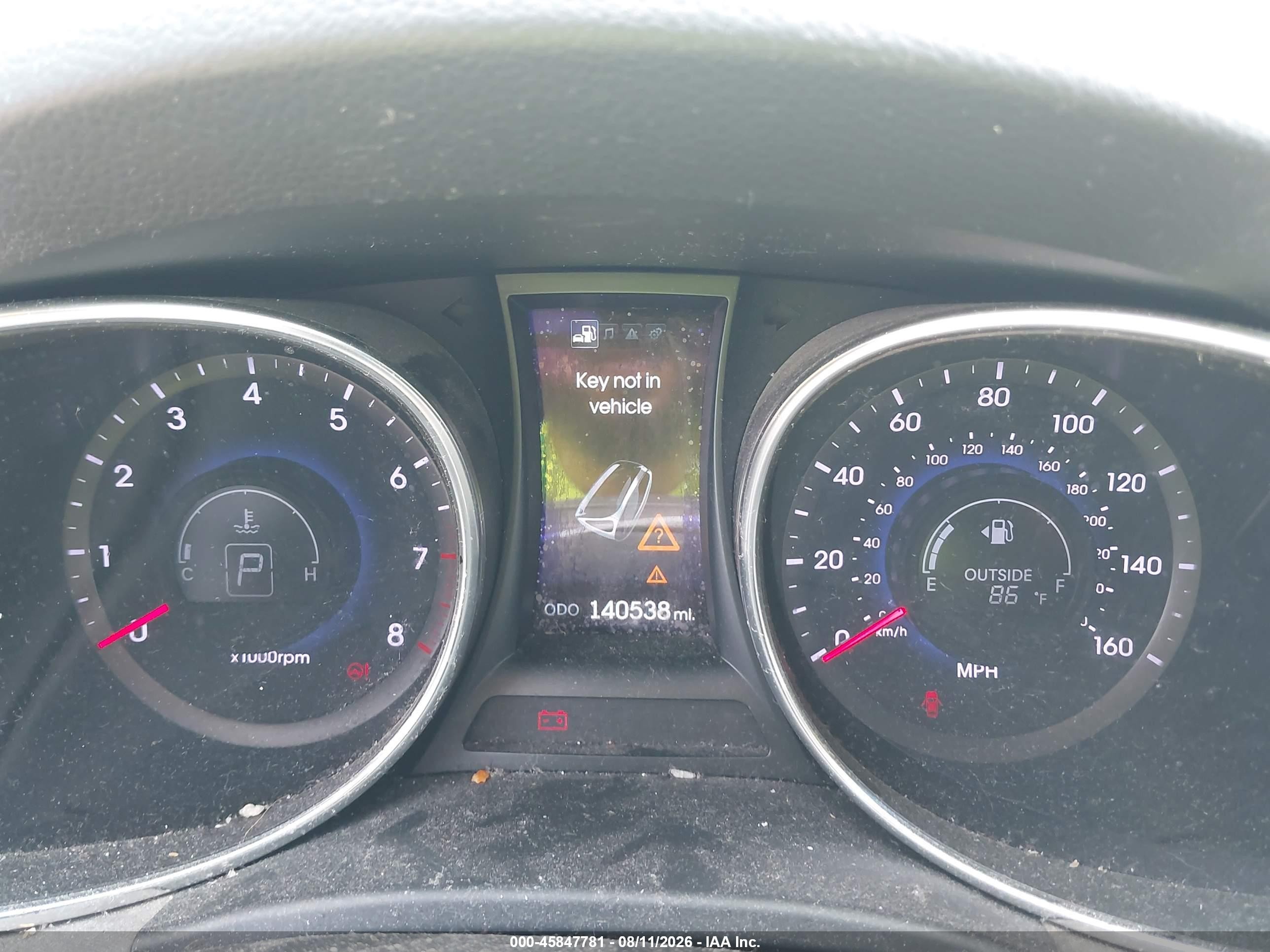 2013 Hyundai Santa Fe Sport 2.0t Silver vin: 5XYZUDLA1DG001469