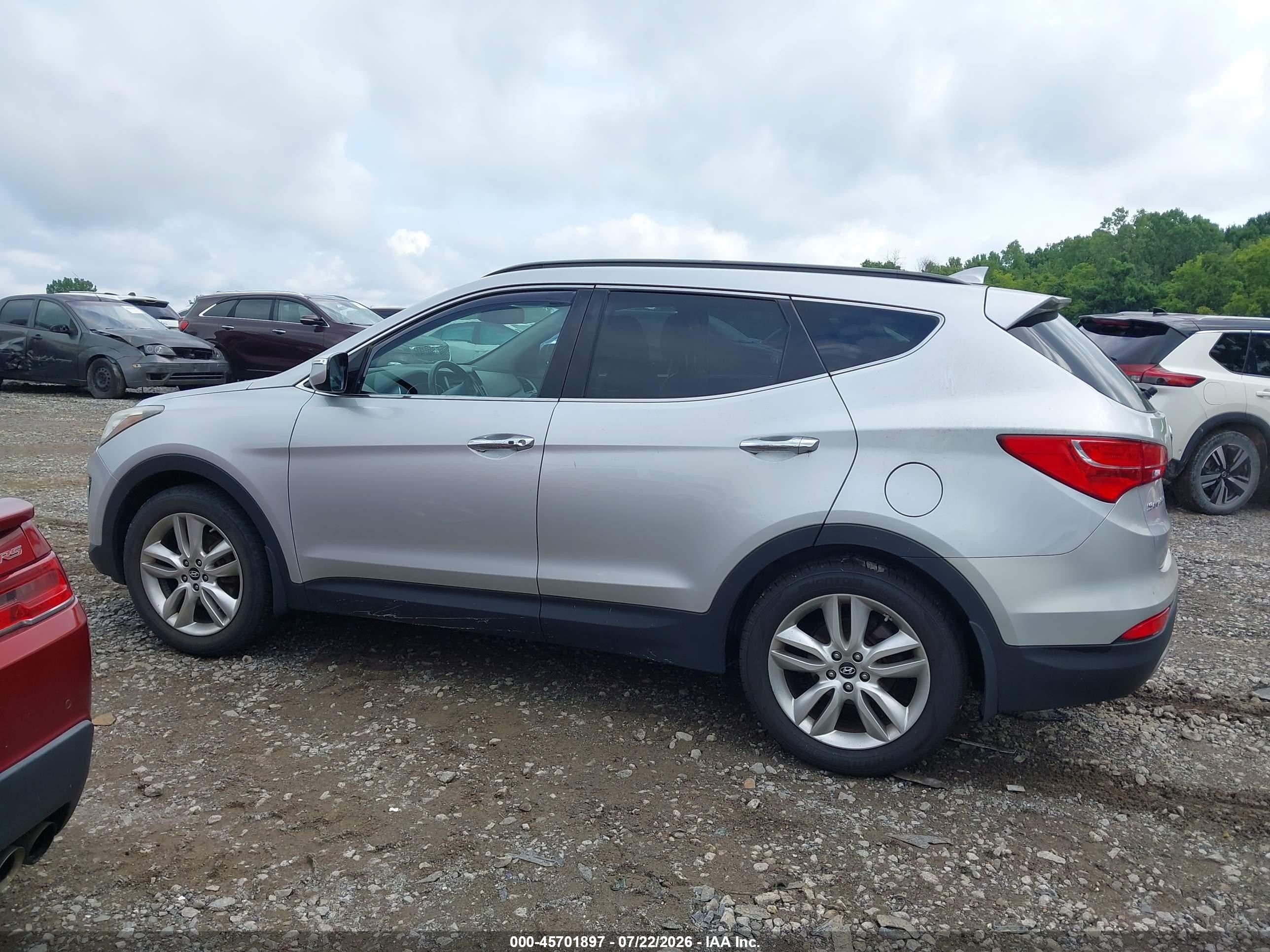2014 Hyundai Santa Fe Sport 2.0l Turbo Серебряный vin: 5XYZUDLA1EG164351