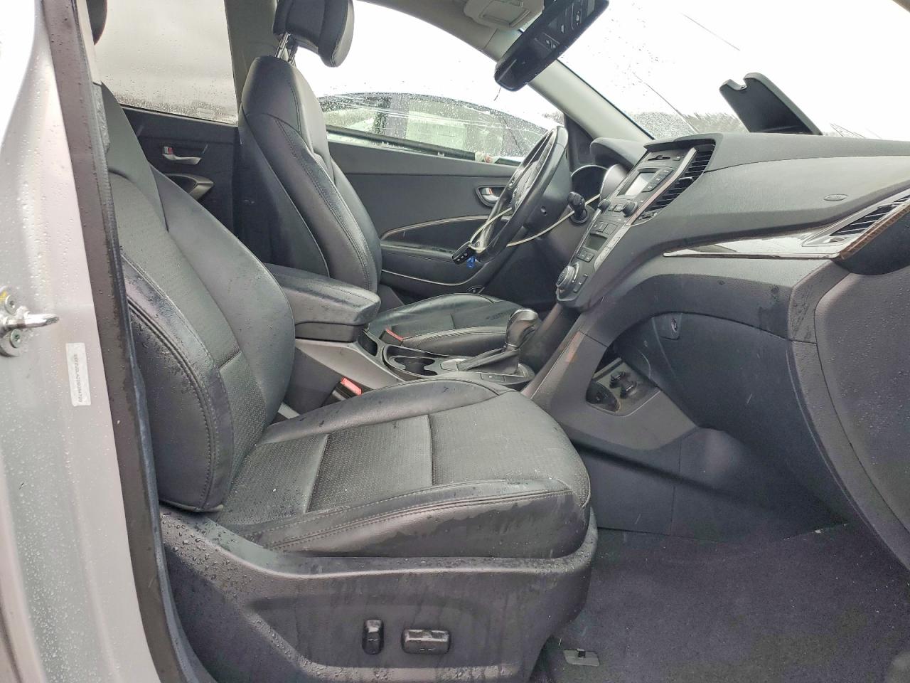 2013 Hyundai Santa Fe Sport 2.0t Silver vin: 5XYZUDLA2DG084720