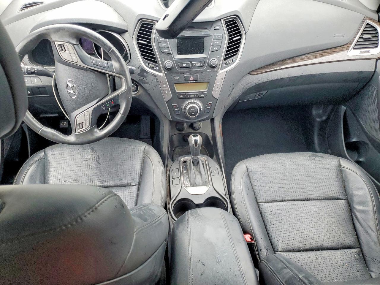 2013 Hyundai Santa Fe Sport 2.0t Silver vin: 5XYZUDLA2DG084720