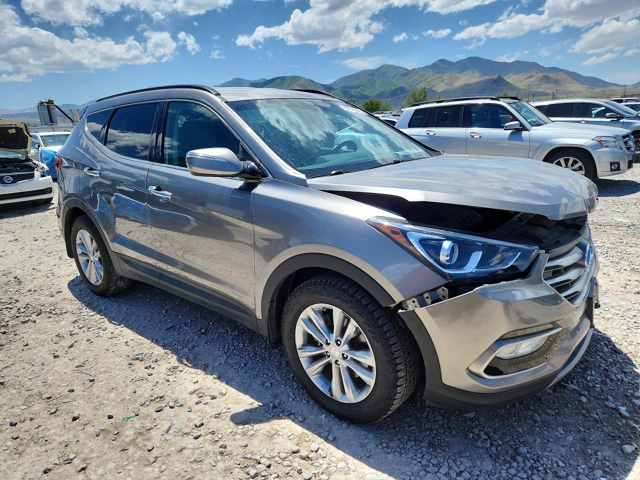 2018 Hyundai Santa Fe Sport 2.0t Угольный vin: 5XYZUDLA2JG527685
