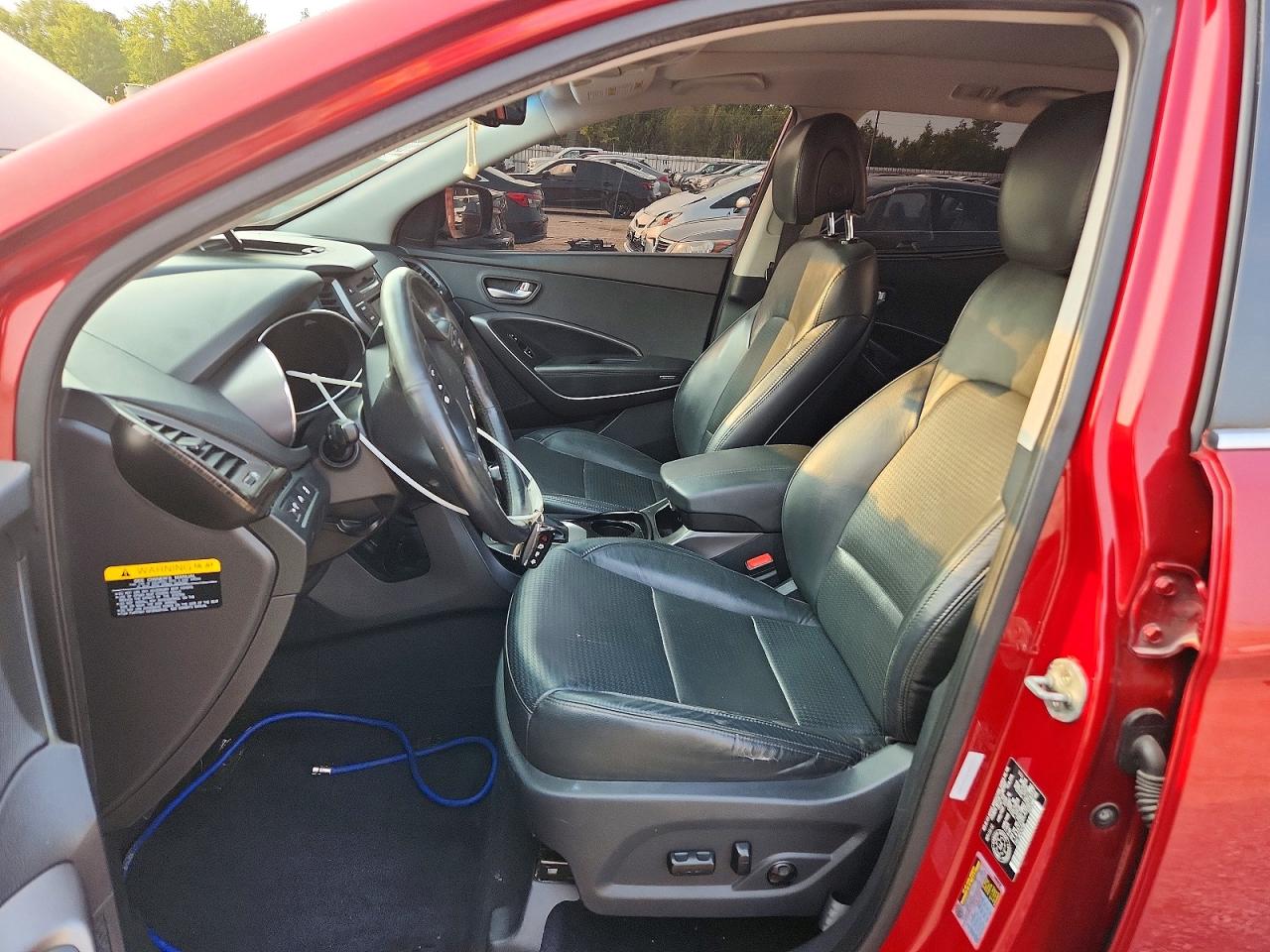 2013 Hyundai Santa Fe Sport 2.0t Red vin: 5XYZUDLA3DG018337