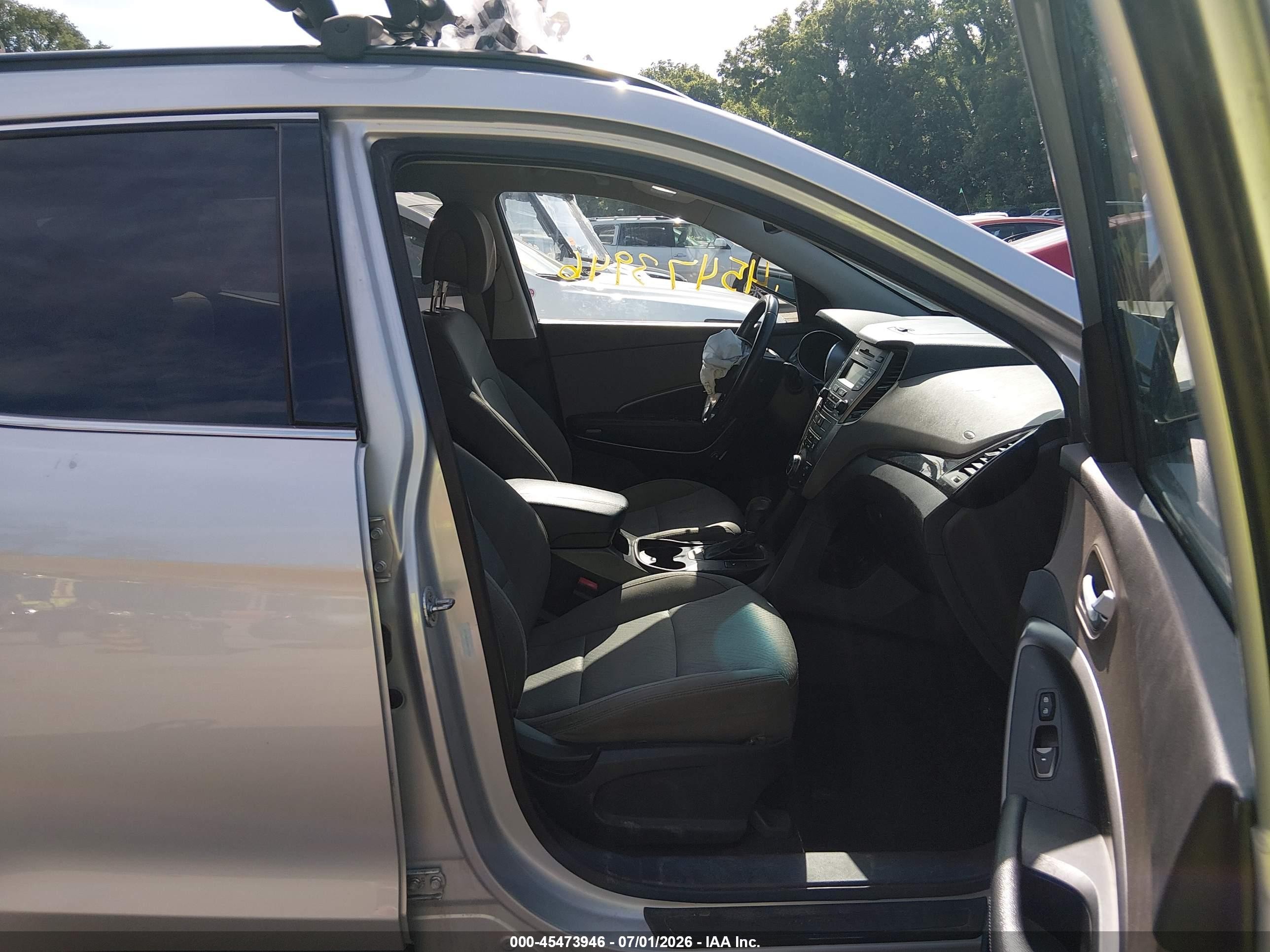 2013 Hyundai Santa Fe Sport 2.0t Silver vin: 5XYZUDLA3DG051936