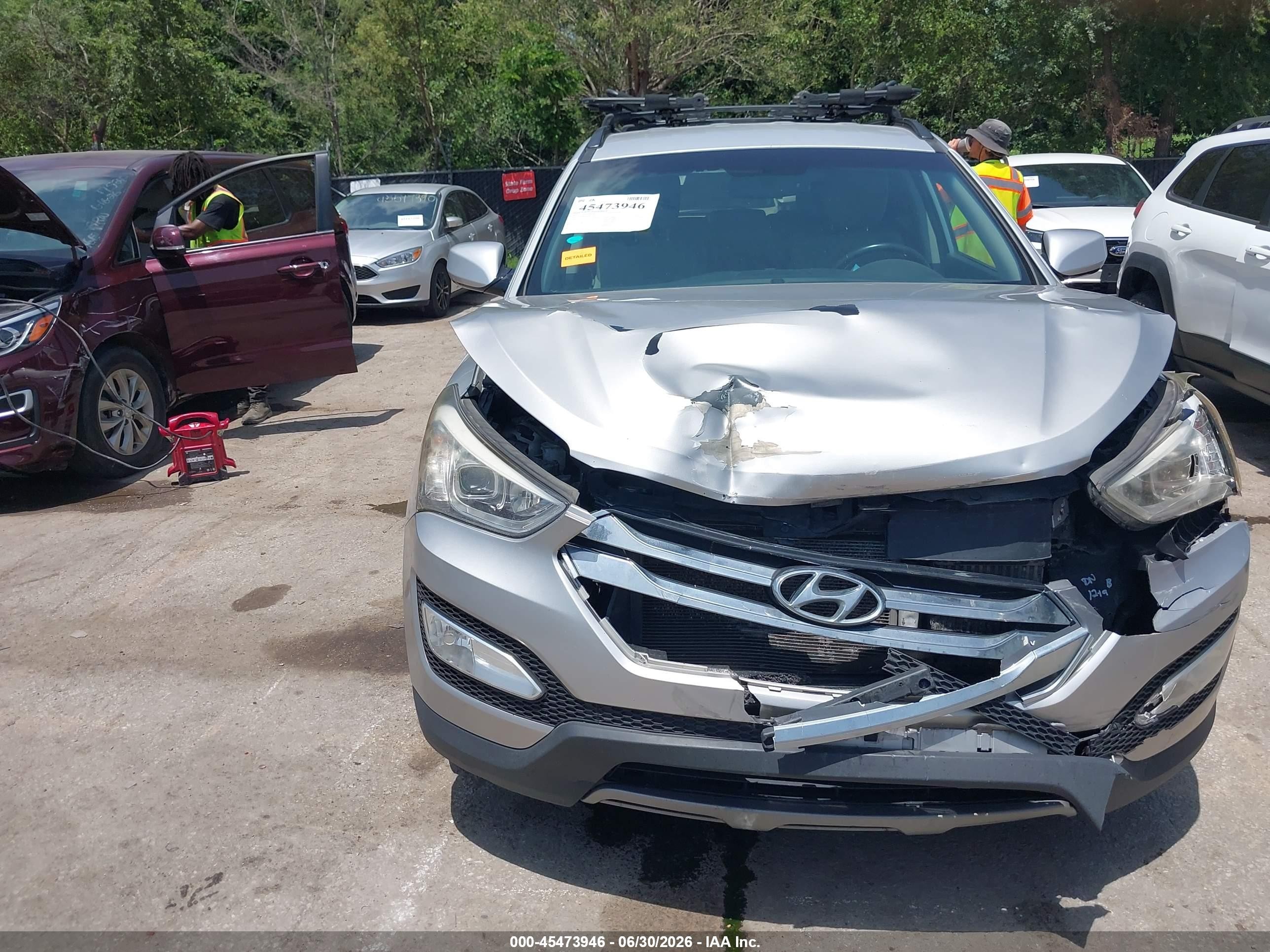 2013 Hyundai Santa Fe Sport 2.0t Silver vin: 5XYZUDLA3DG051936