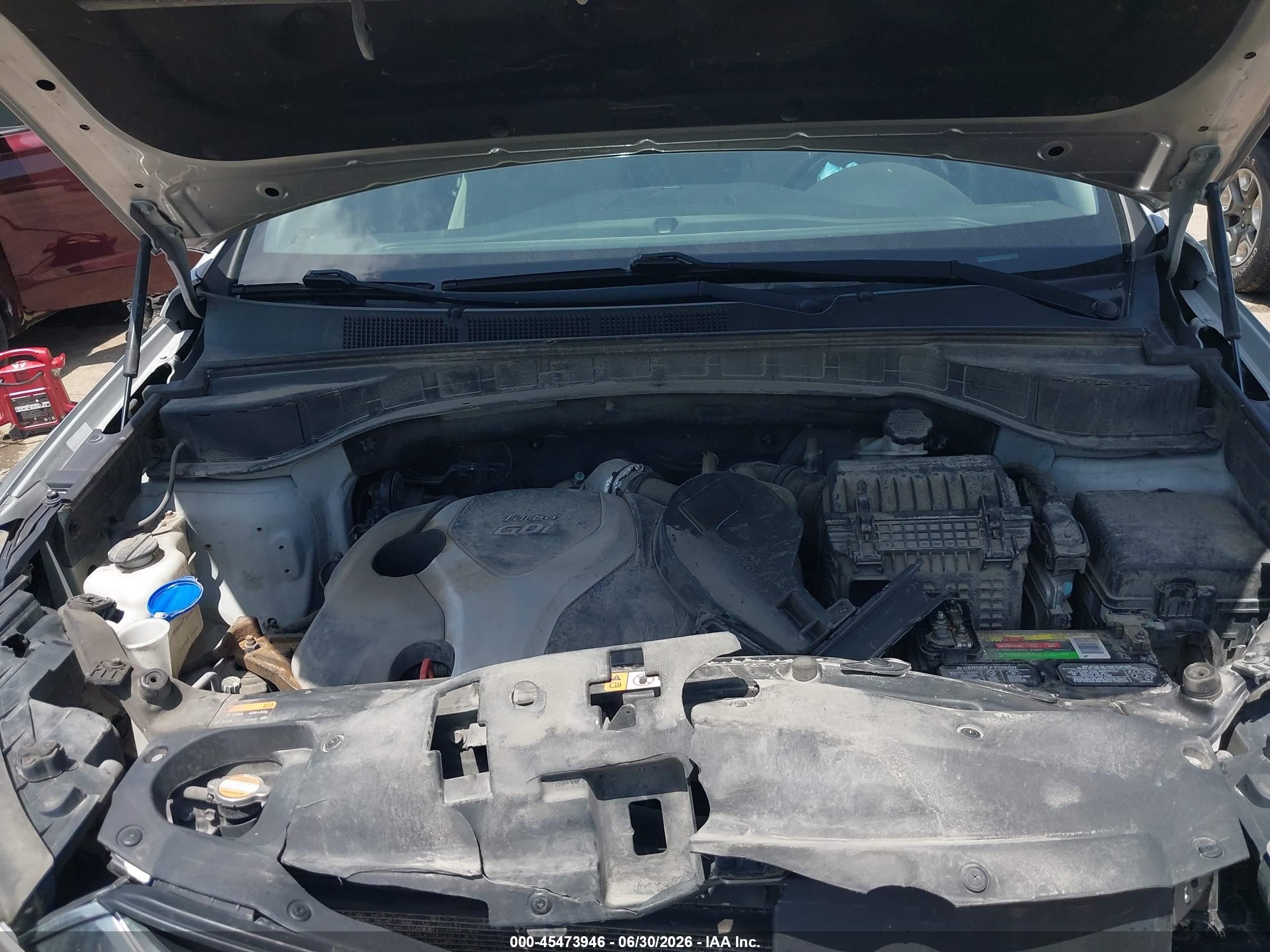 2013 Hyundai Santa Fe Sport 2.0t Silver vin: 5XYZUDLA3DG051936