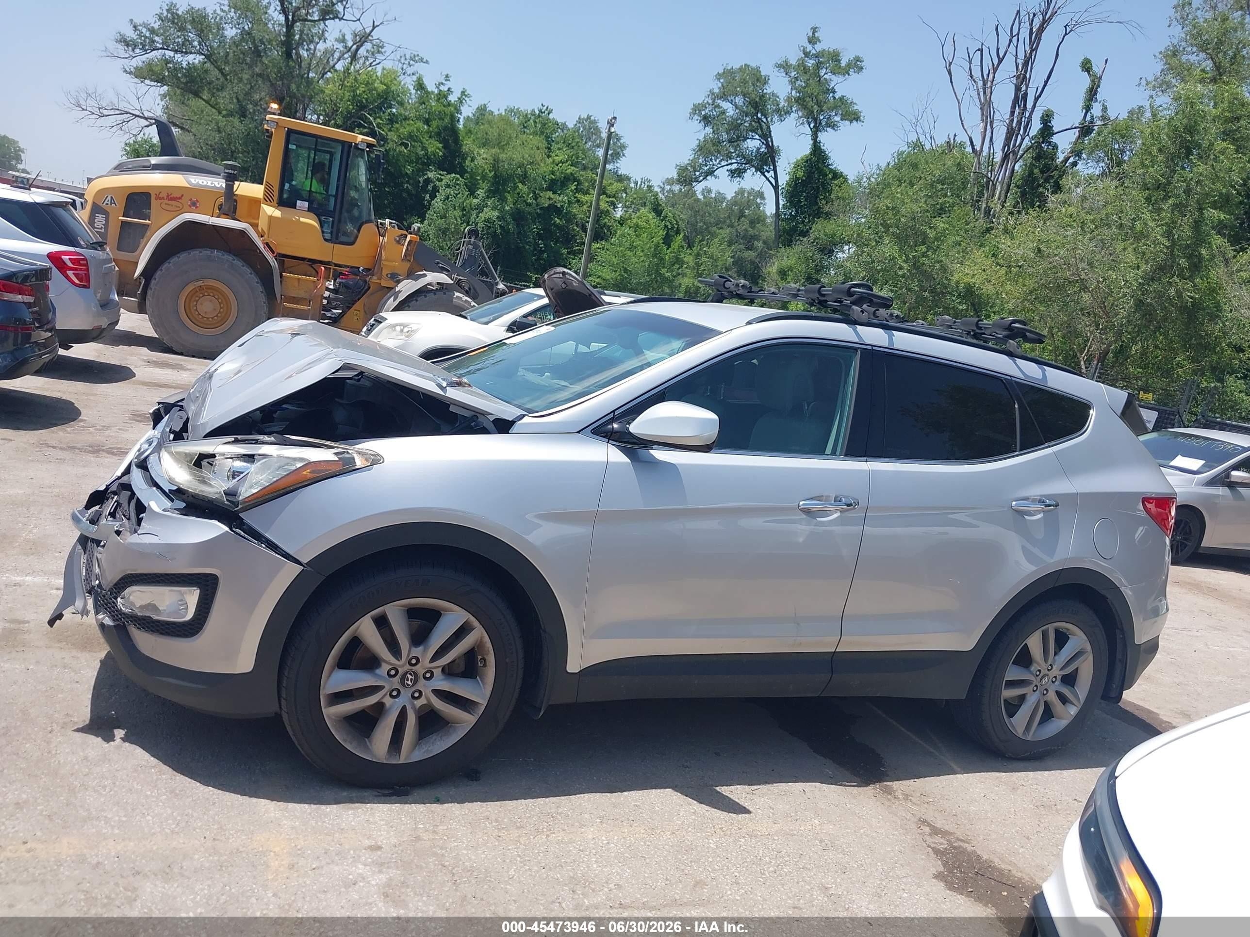 2013 Hyundai Santa Fe Sport 2.0t Silver vin: 5XYZUDLA3DG051936